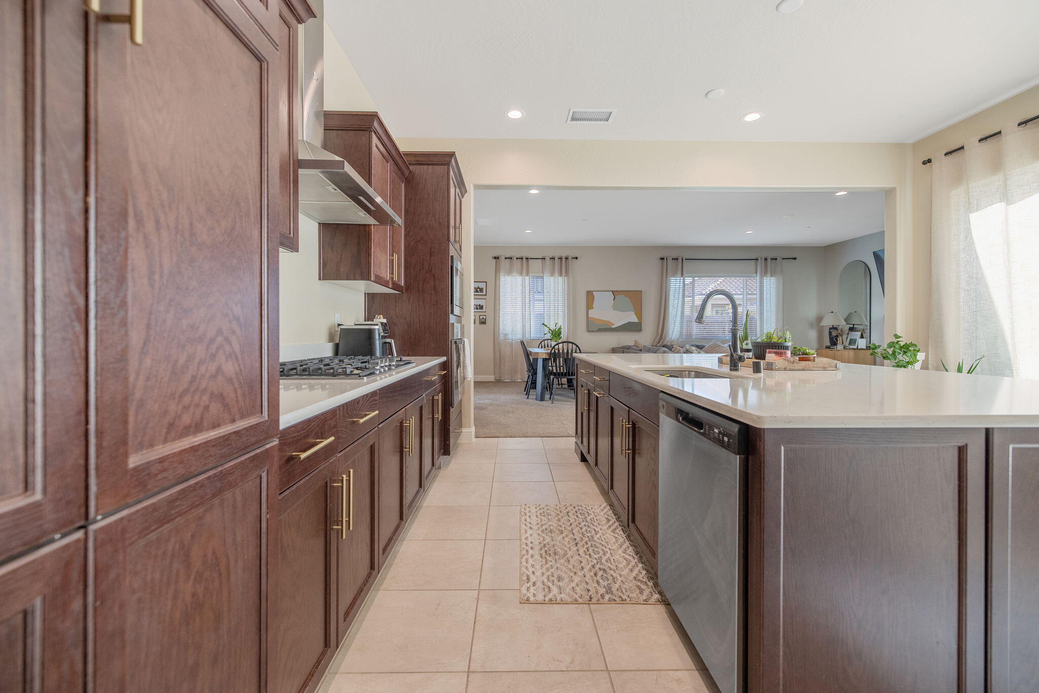 3036 Keats Ave, Clovis, CA 93611