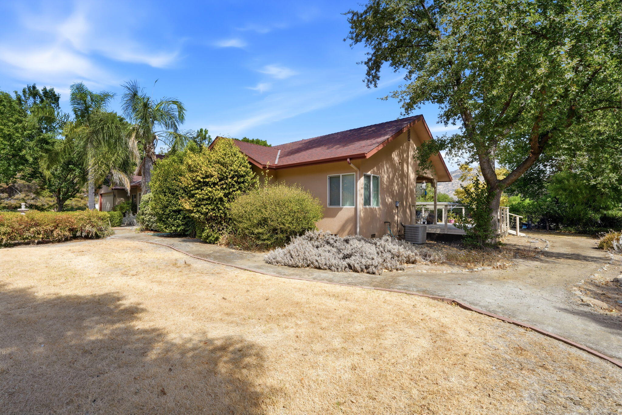 40872 Ferndale Dr, Three Rivers, CA 93271