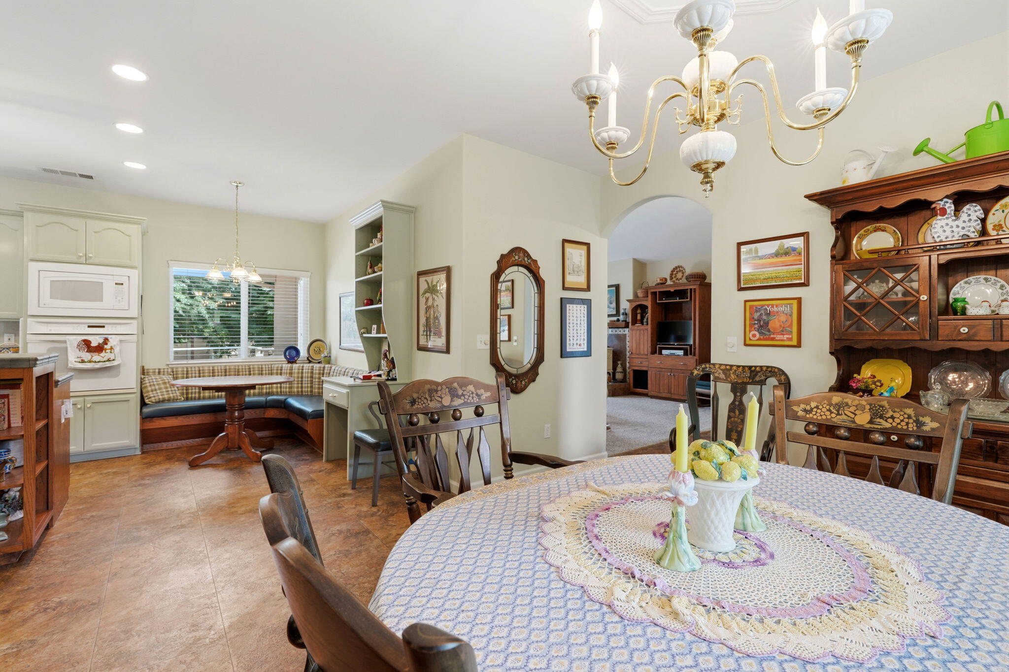 40872 Ferndale Dr, Three Rivers, CA 93271