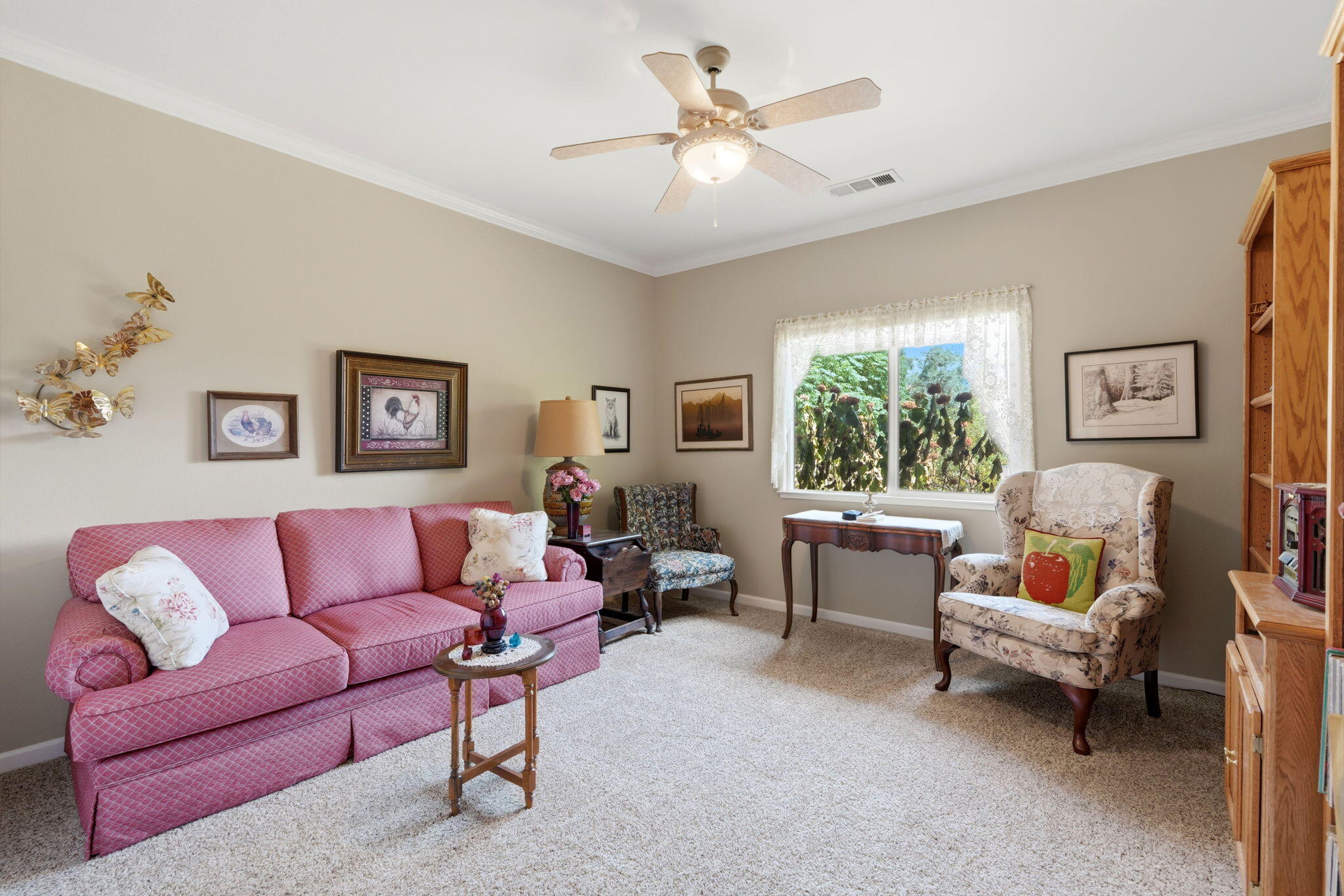 40872 Ferndale Dr, Three Rivers, CA 93271