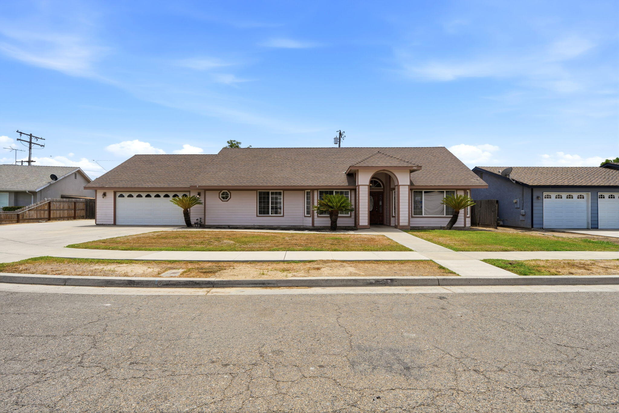 1487 Boyd Ct, Tulare, CA 93274
