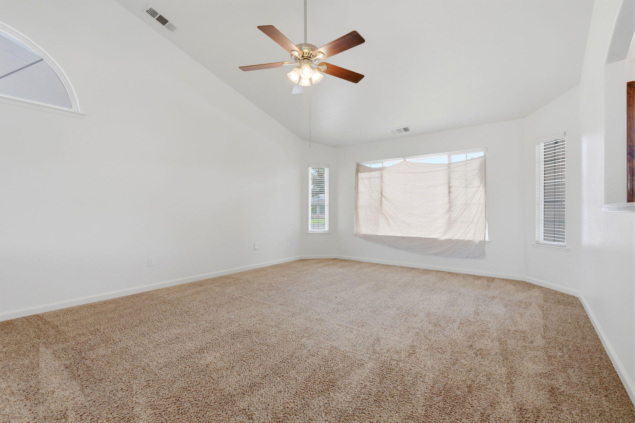 1487 Boyd Ct, Tulare, CA 93274