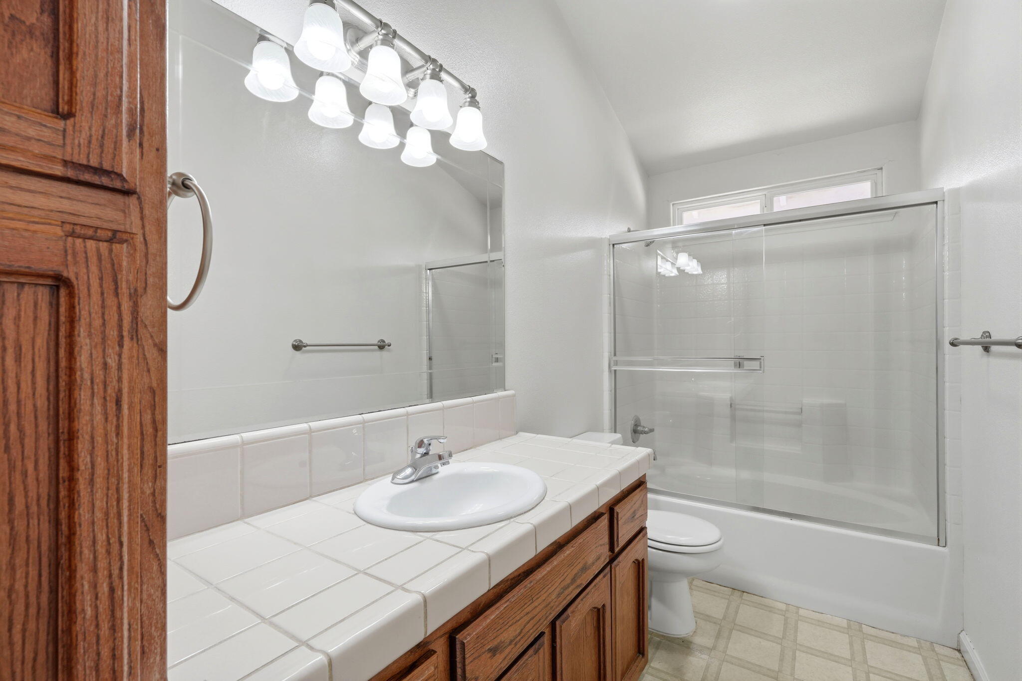 1487 Boyd Ct, Tulare, CA 93274