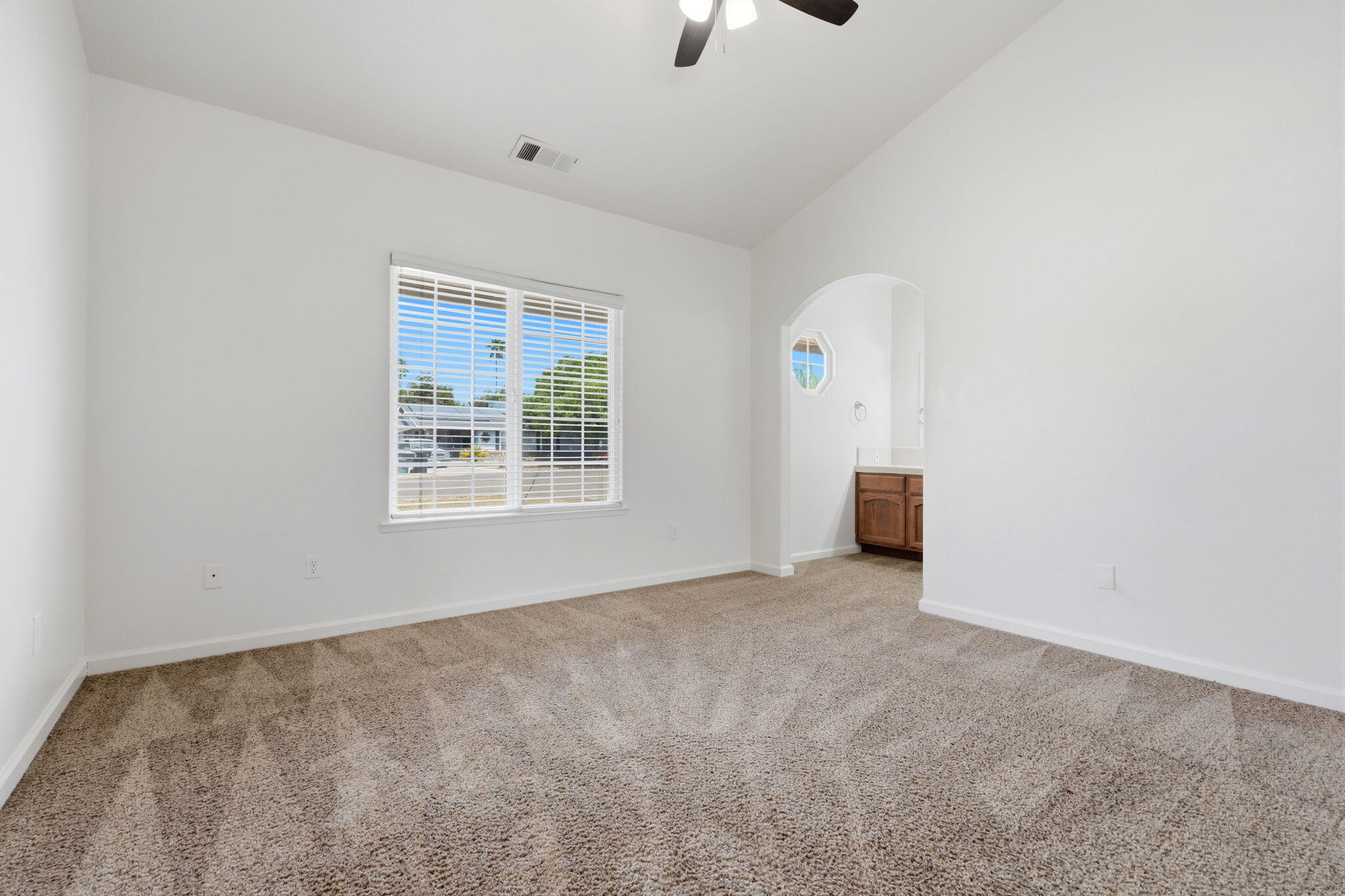 1487 Boyd Ct, Tulare, CA 93274
