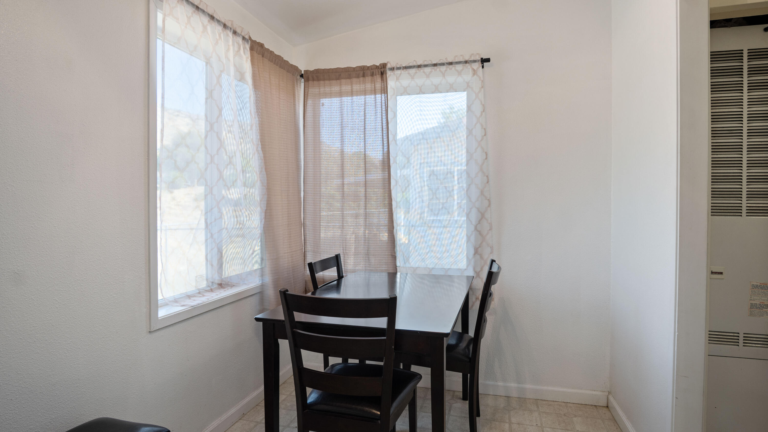 35450 Tule River Dr, Springville, CA 93265