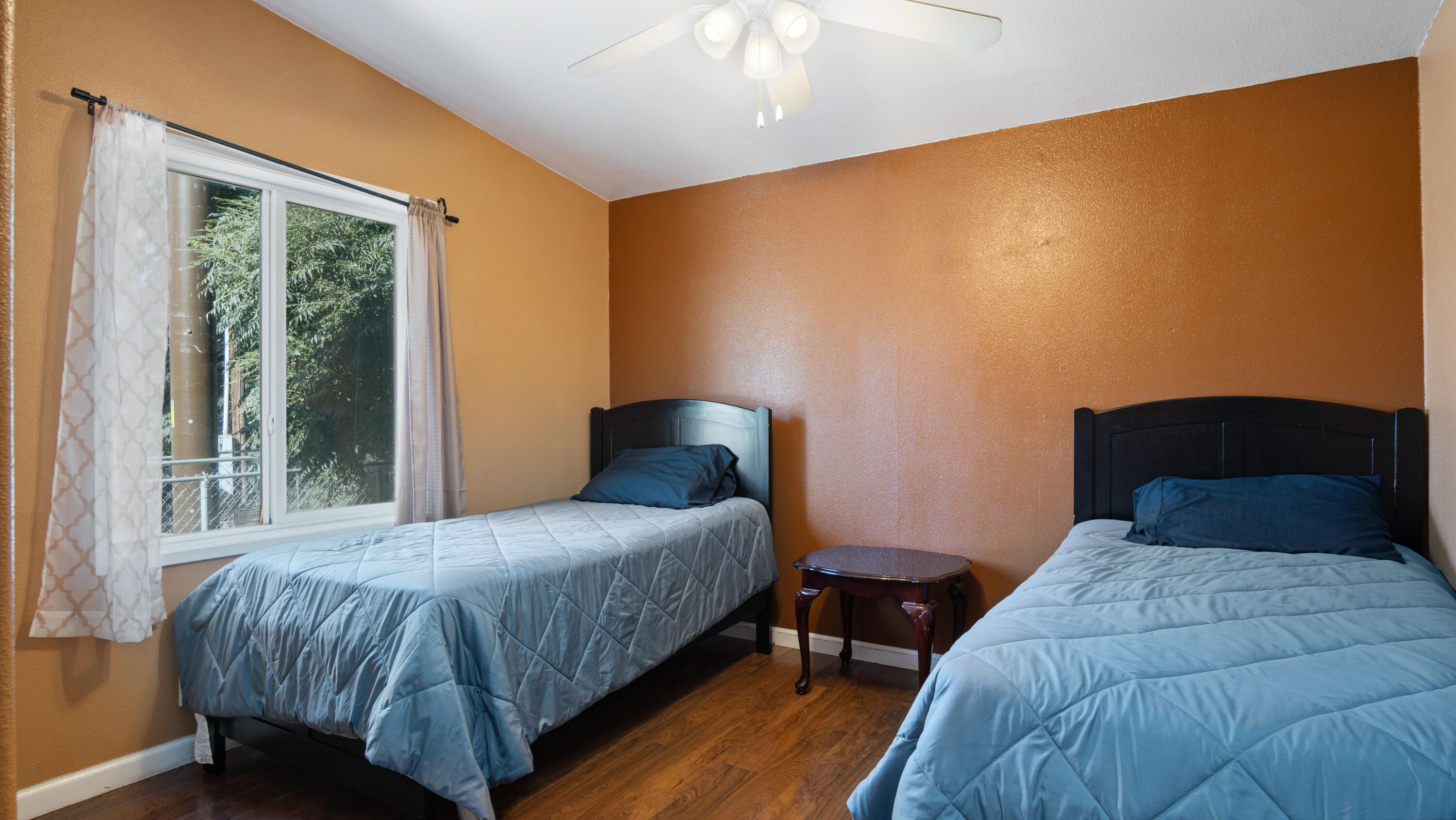 35450 Tule River Dr, Springville, CA 93265