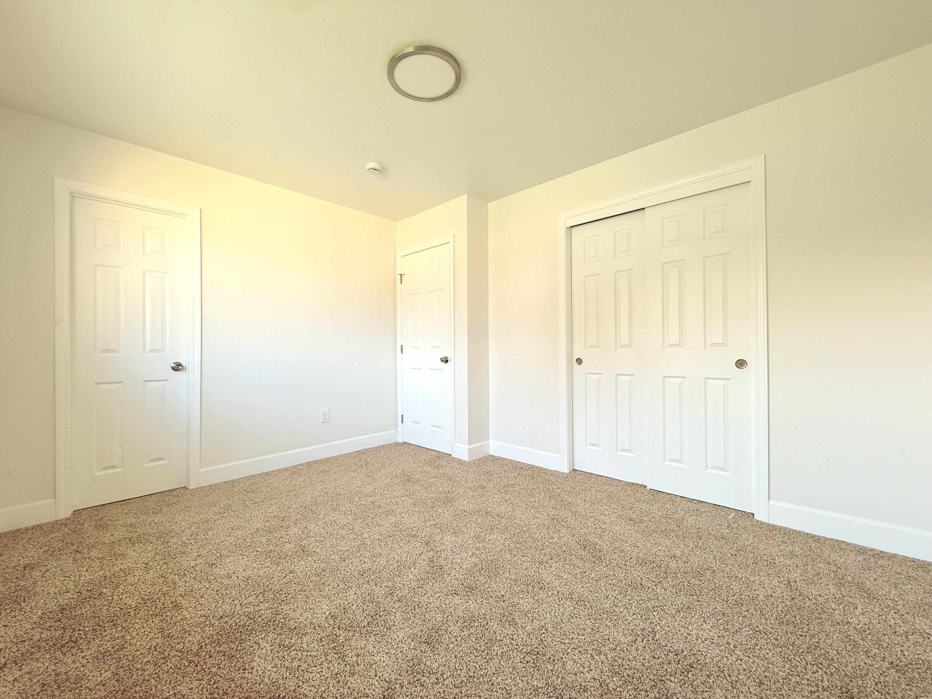 576 Oleander Ave, Lemoore, CA 93245