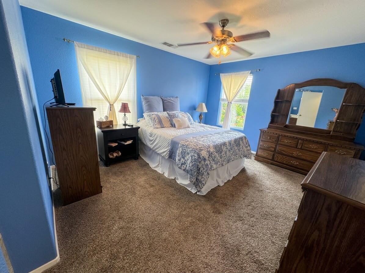 4234 W Elkhorn Ave, Visalia, CA 93277