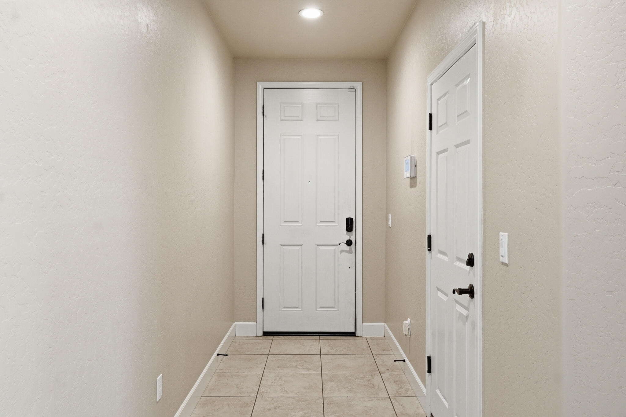 587 Montana De Oro St, Tulare, CA 93274