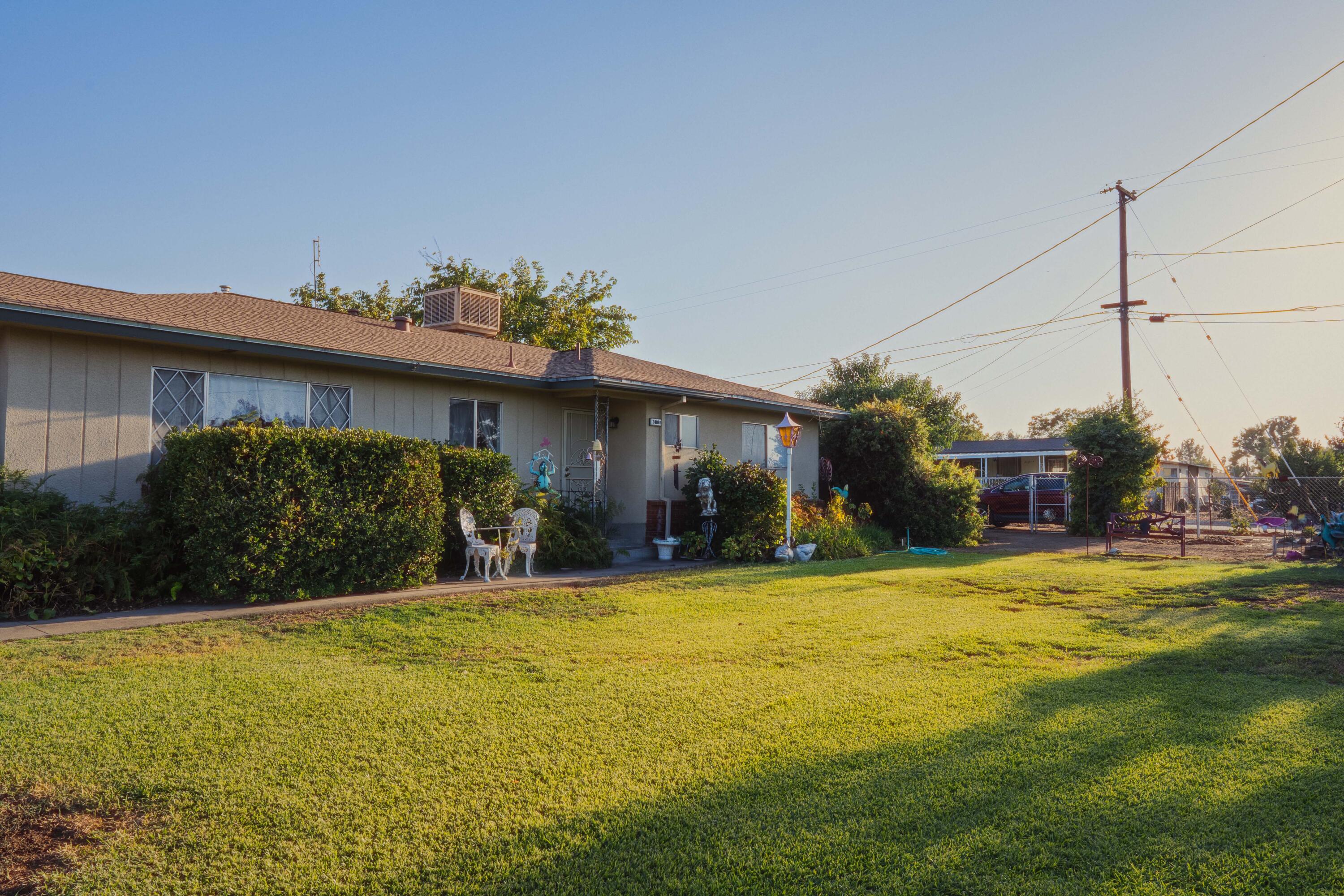 24091 Avenue 95, Terra Bella, CA 93270