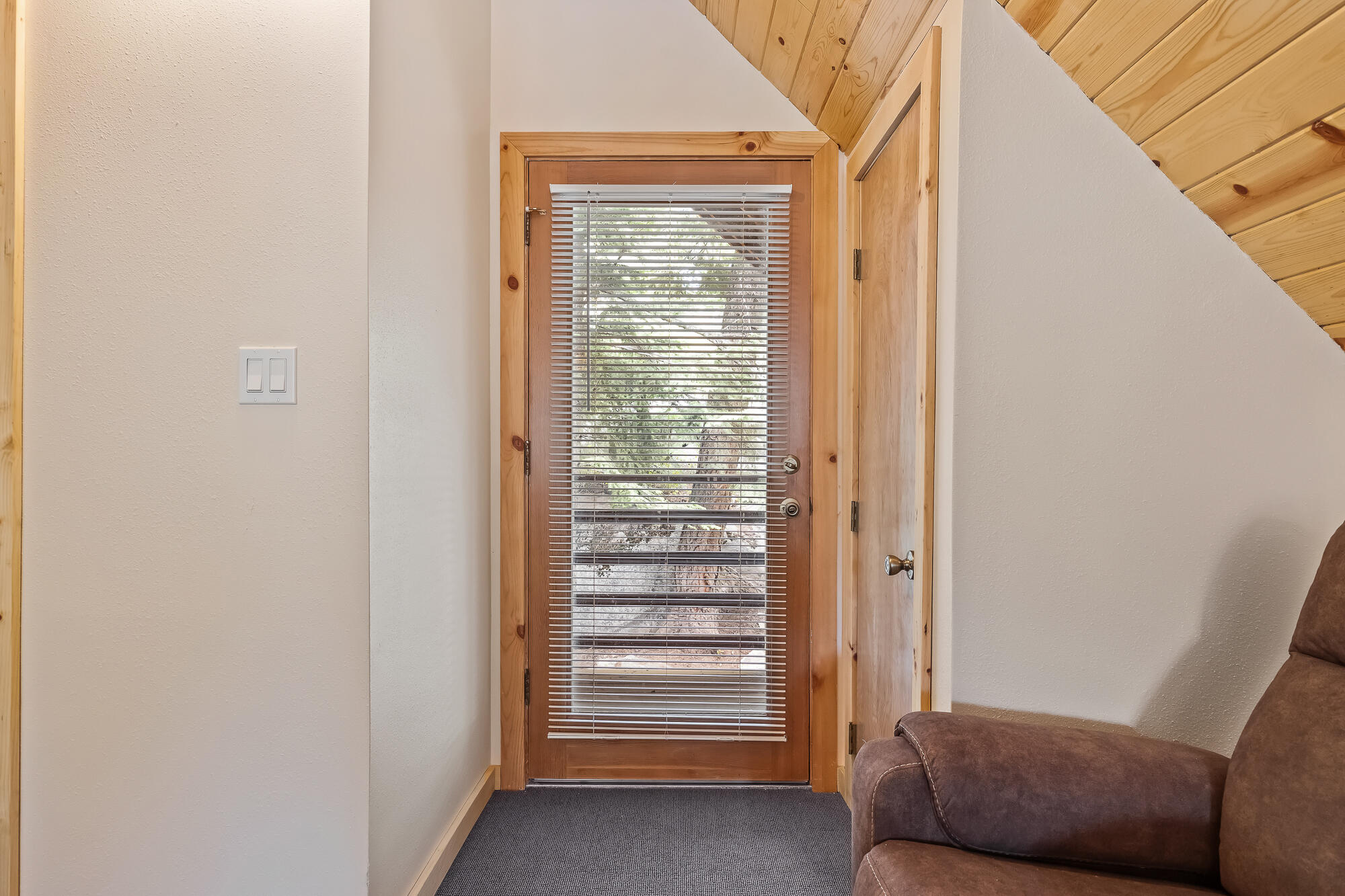 57716 Fox Dr, Springville, CA 93265