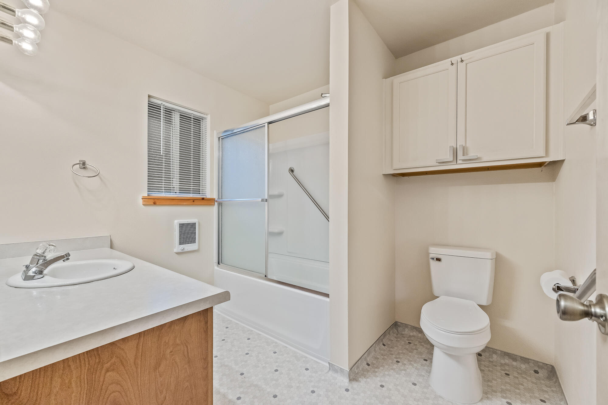 57716 Fox Dr, Springville, CA 93265