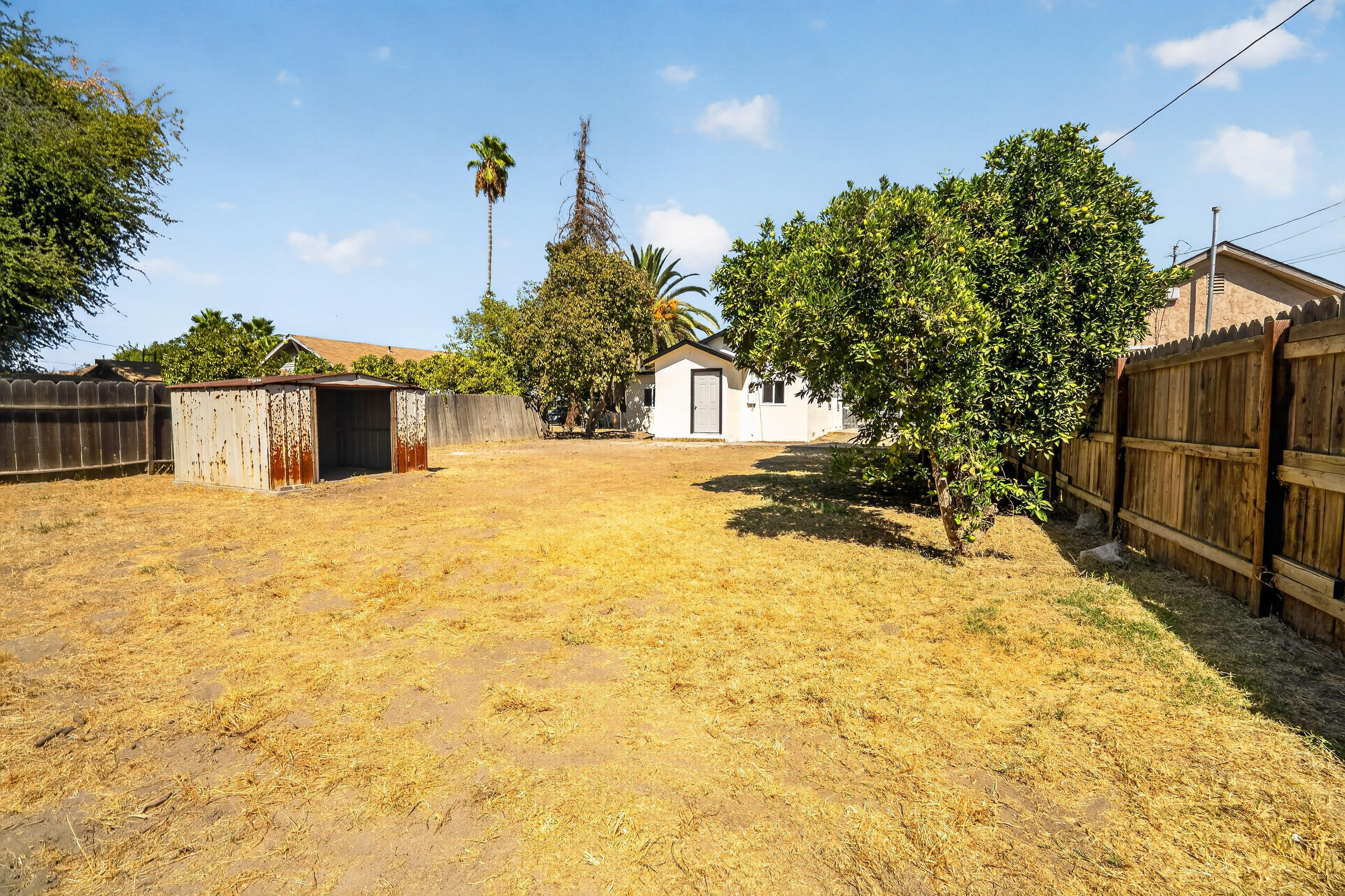 765 S Pratt St, Tulare, CA 93274