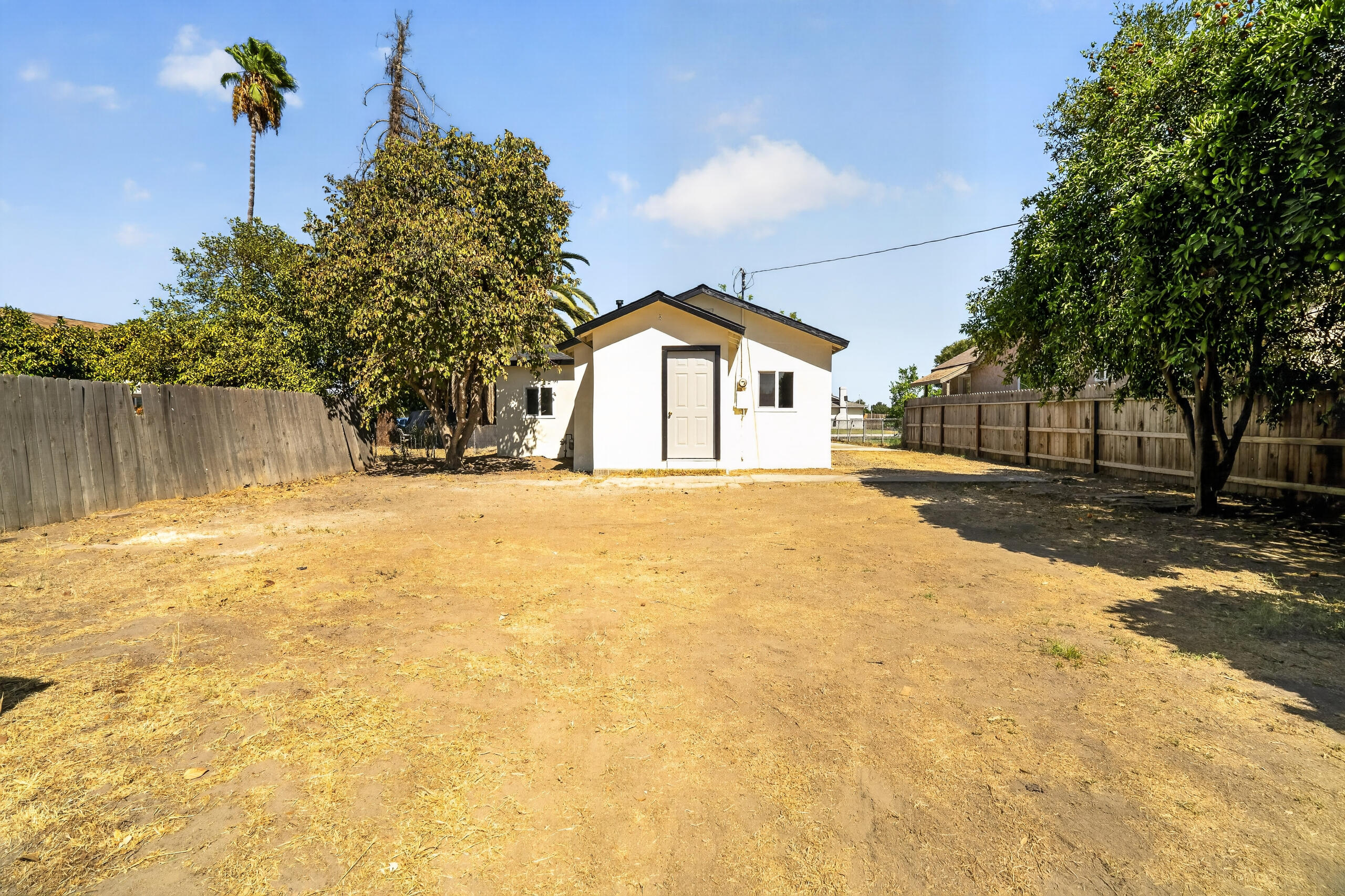 765 S Pratt St, Tulare, CA 93274