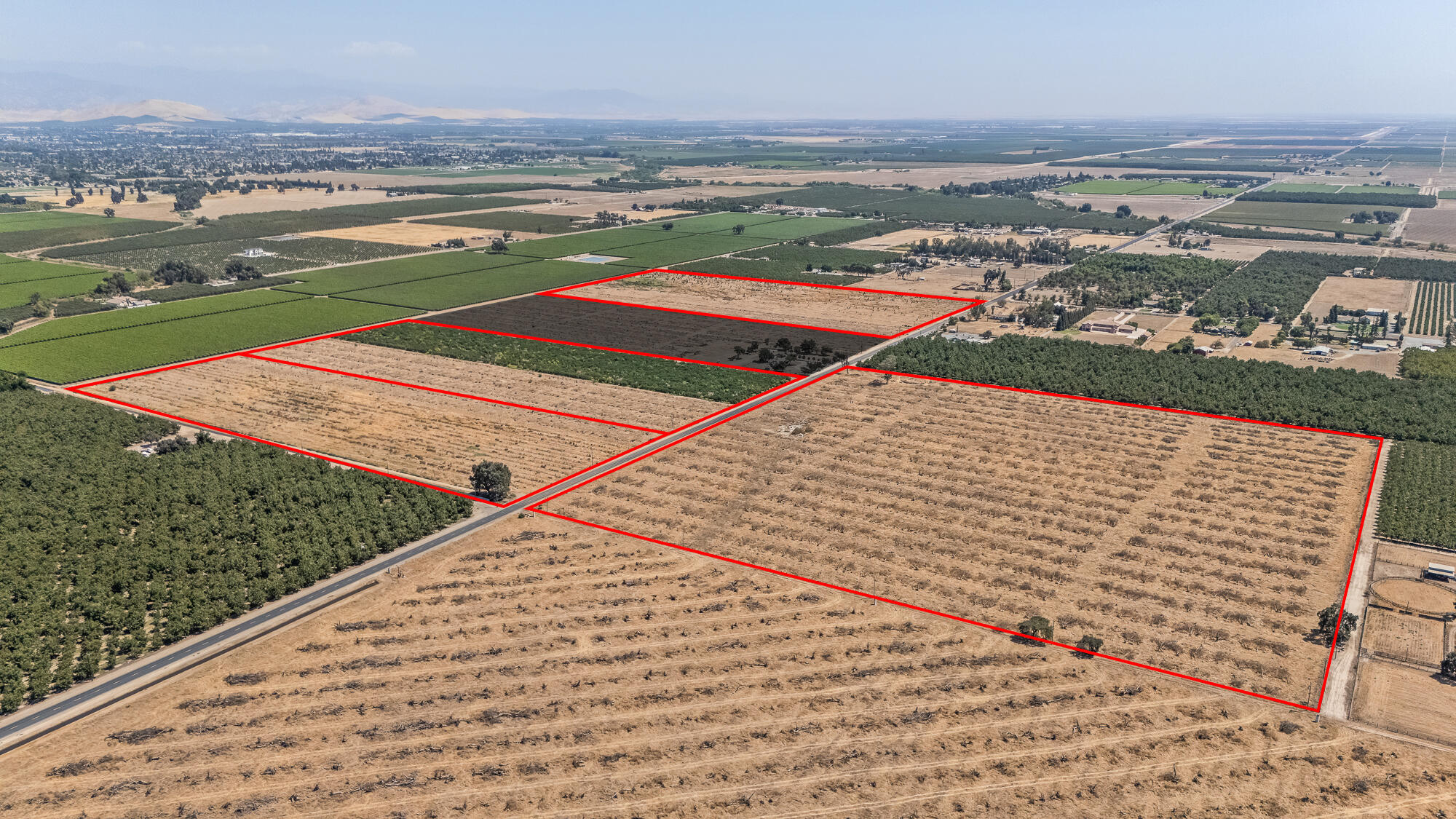 16605 Road 208, Porterville, CA 93257