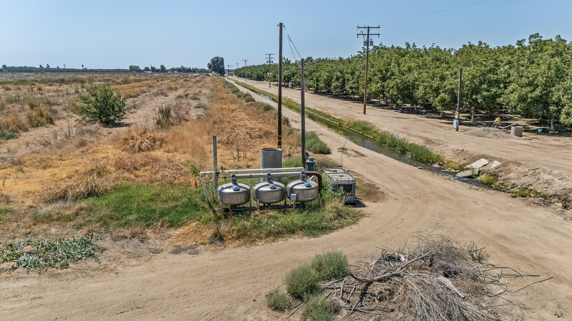 16605 Road 208, Porterville, CA 93257