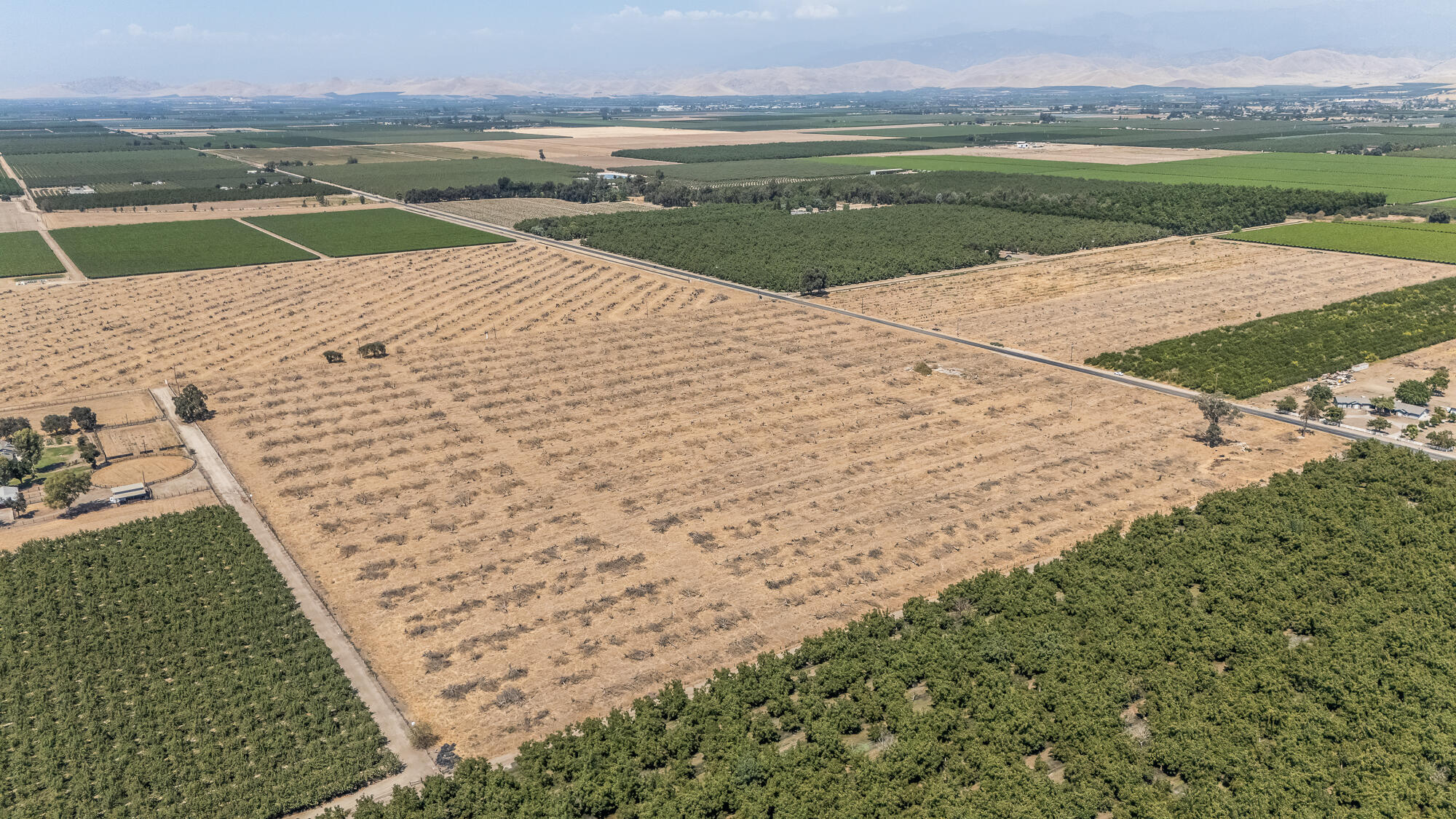 16605 Road 208, Porterville, CA 93257