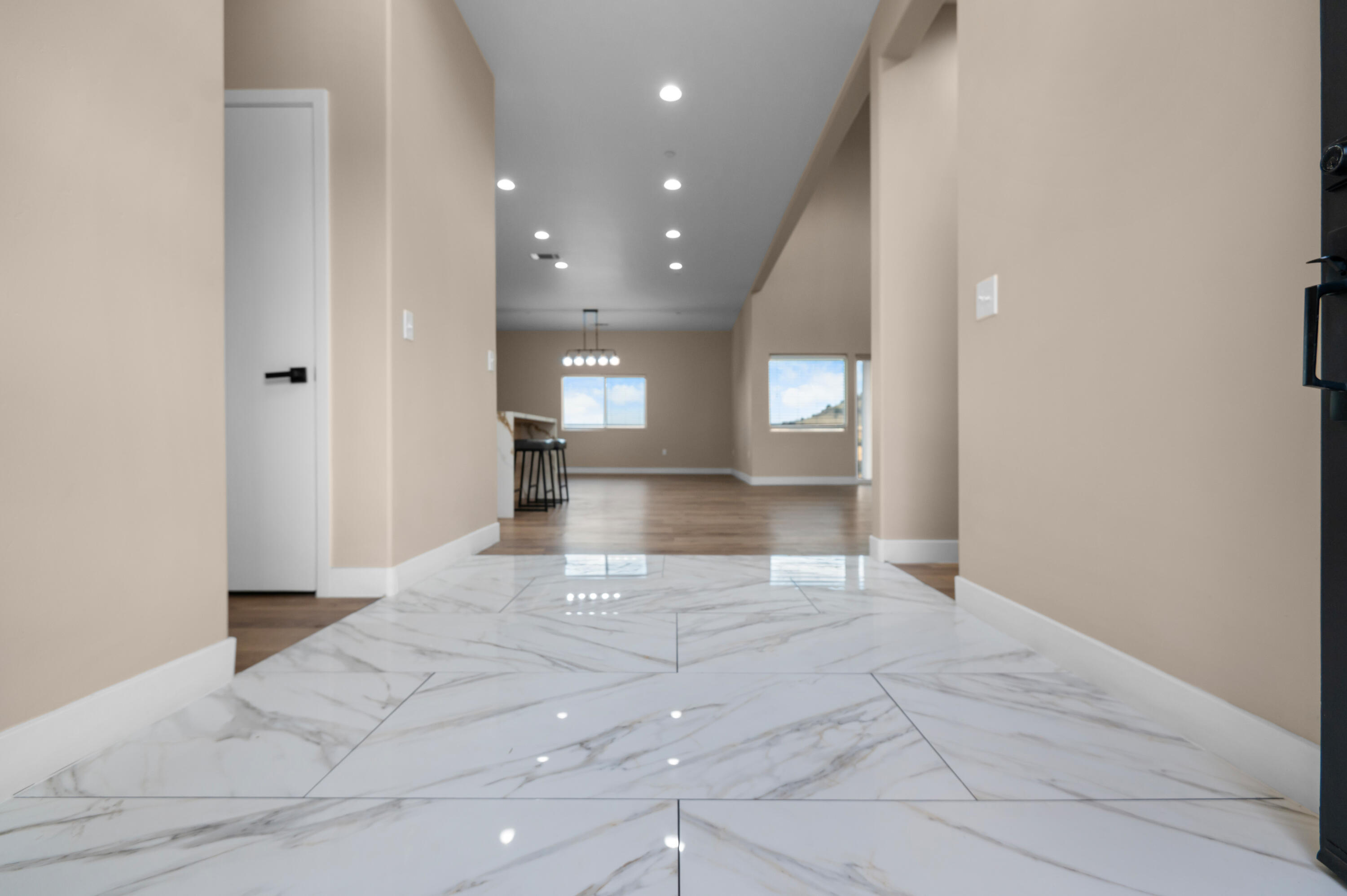556 High Sierra Dr, Exeter, CA 93221