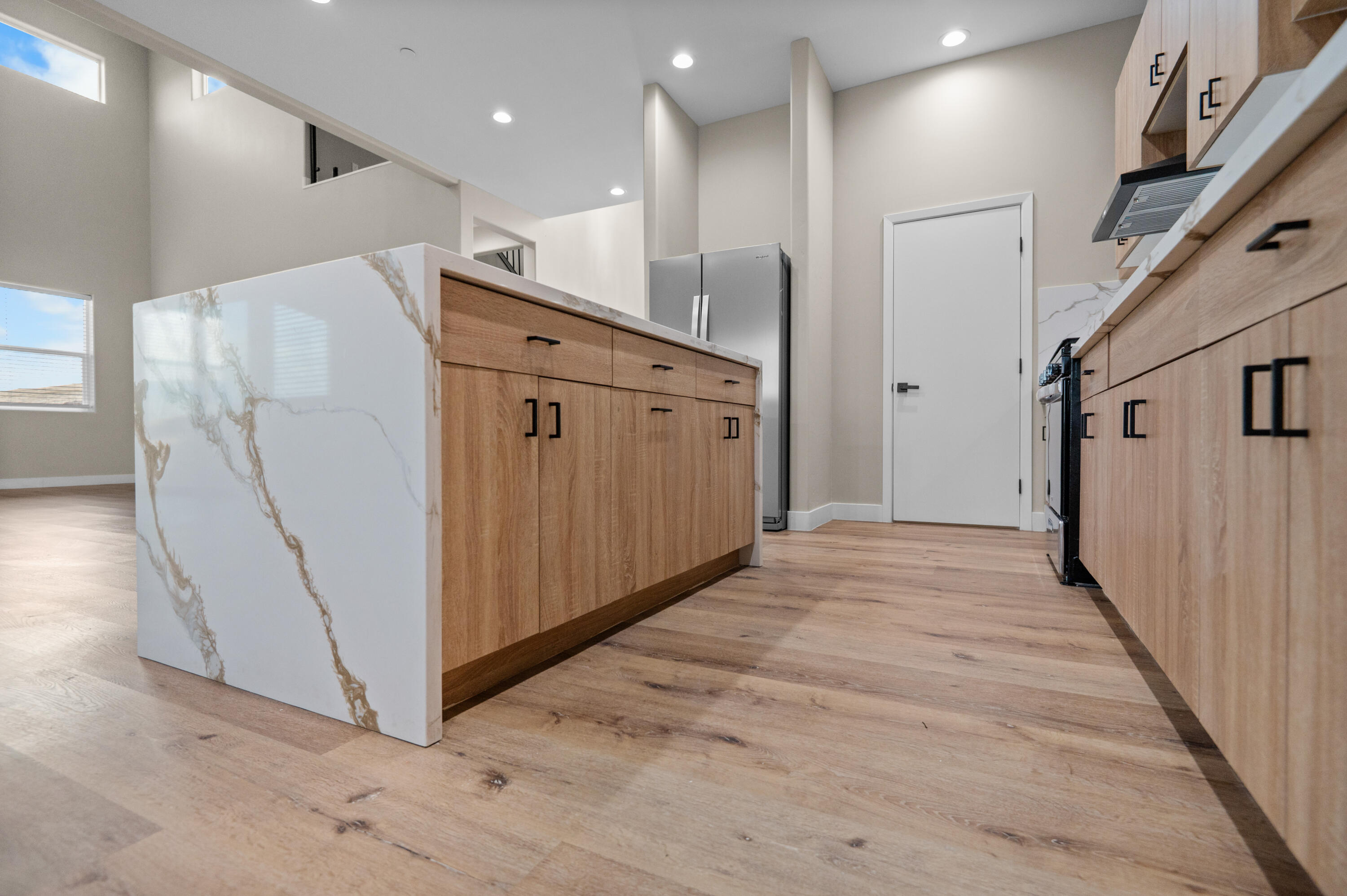 556 High Sierra Dr, Exeter, CA 93221