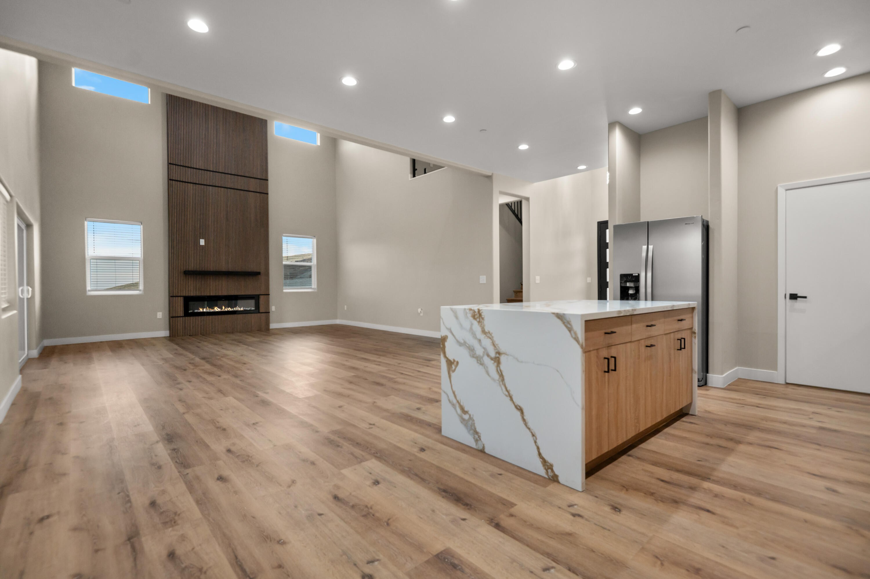 556 High Sierra Dr, Exeter, CA 93221