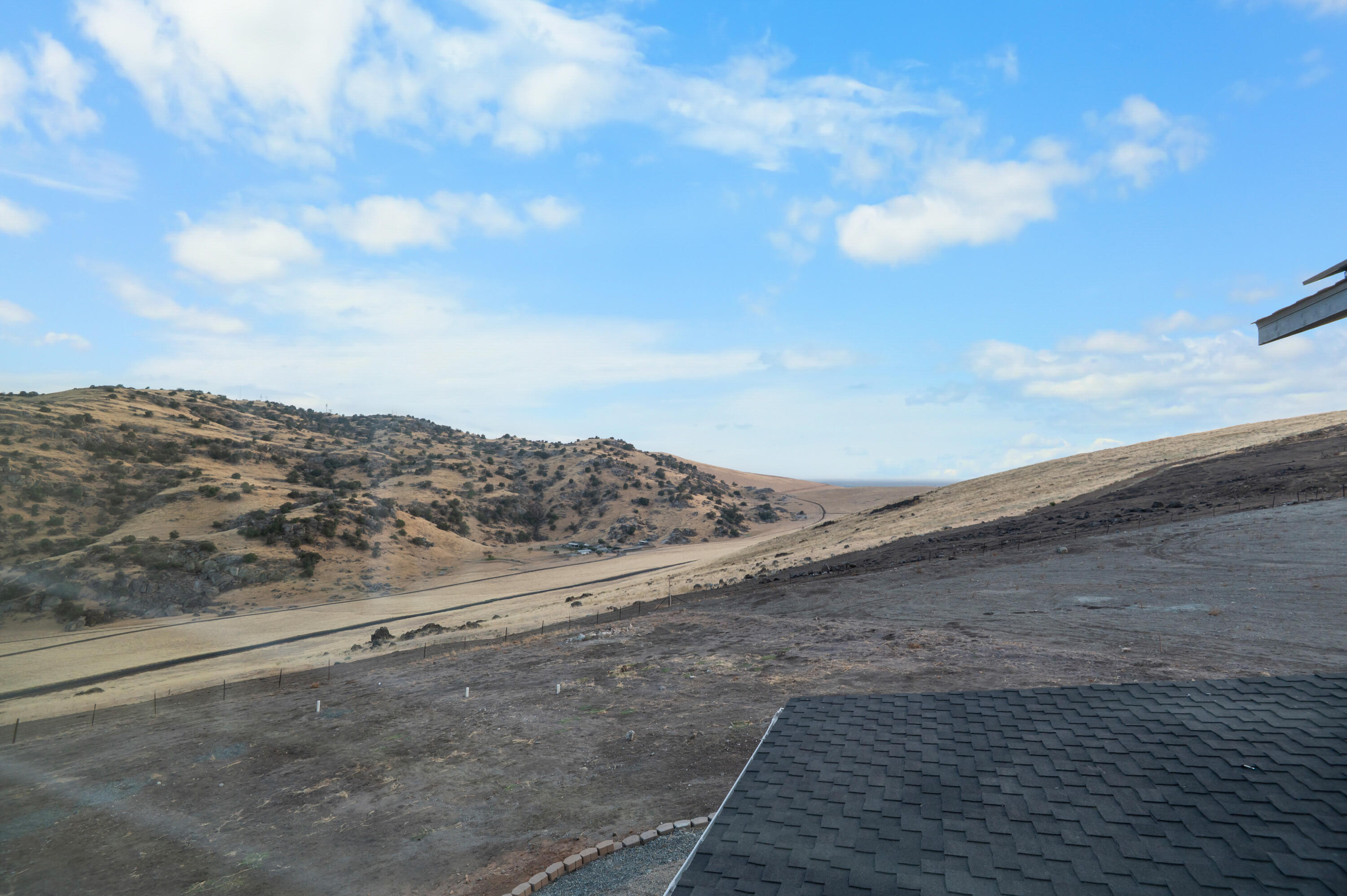 556 High Sierra Dr, Exeter, CA 93221