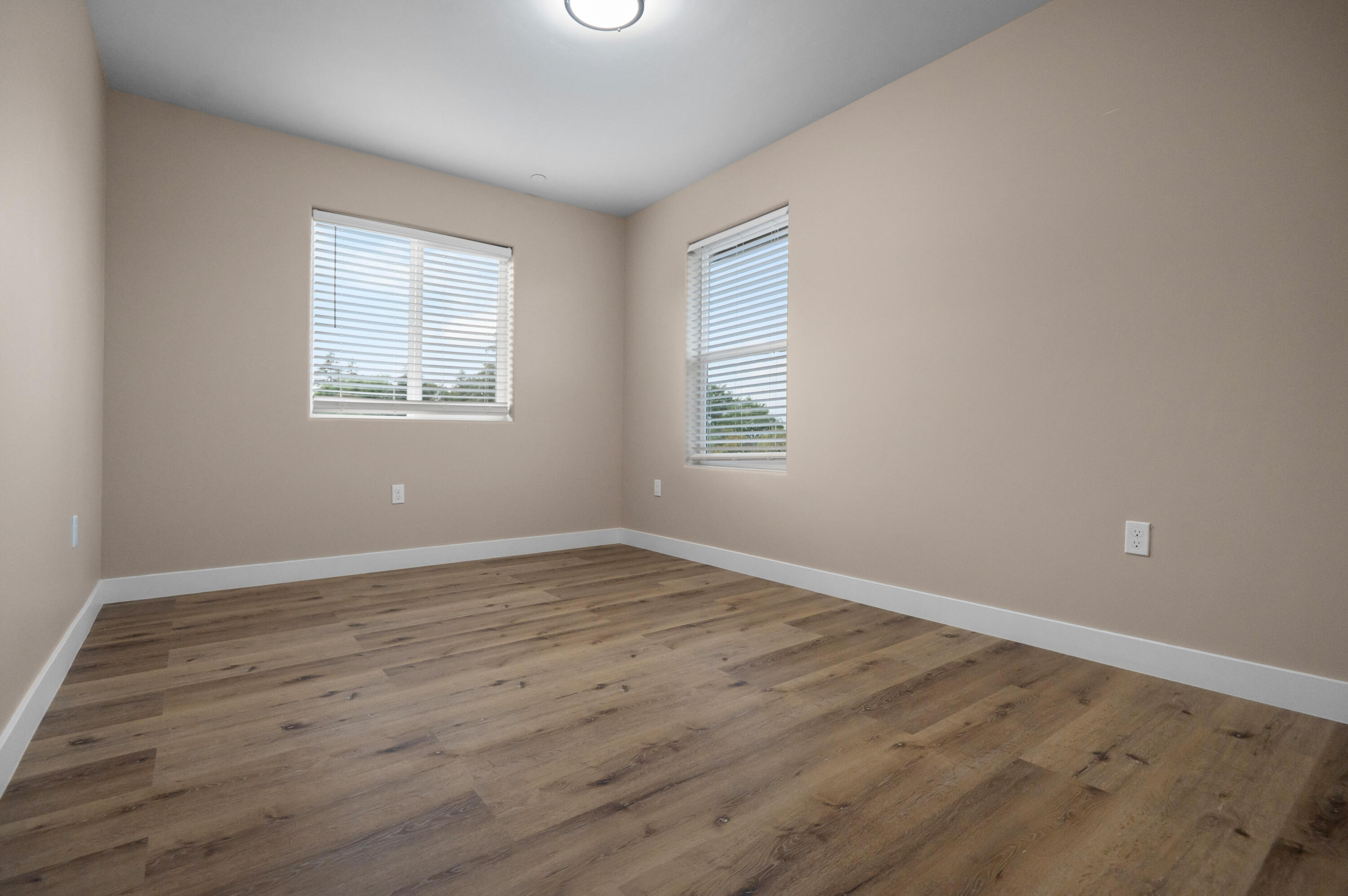 556 High Sierra Dr, Exeter, CA 93221