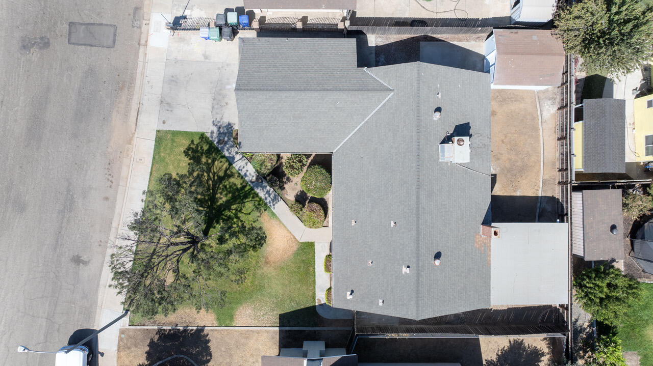 540 W Theta Ln, Porterville, CA 93257