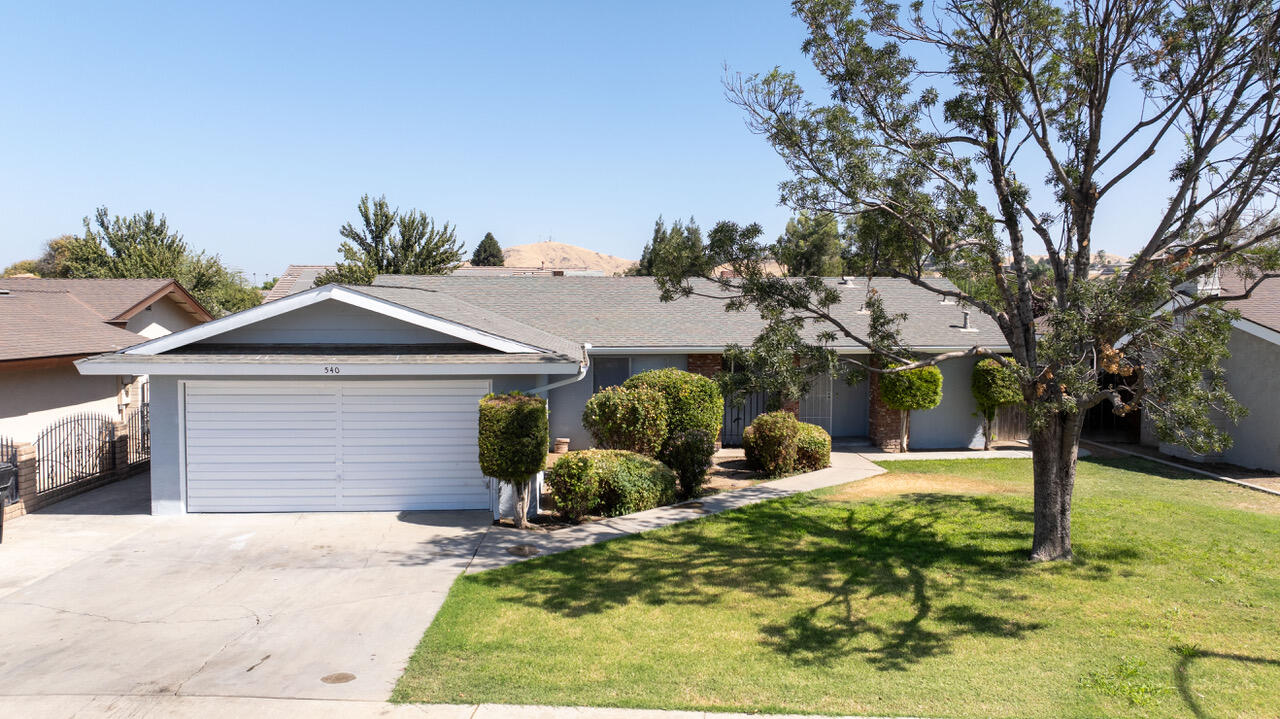 540 W Theta Ln, Porterville, CA 93257