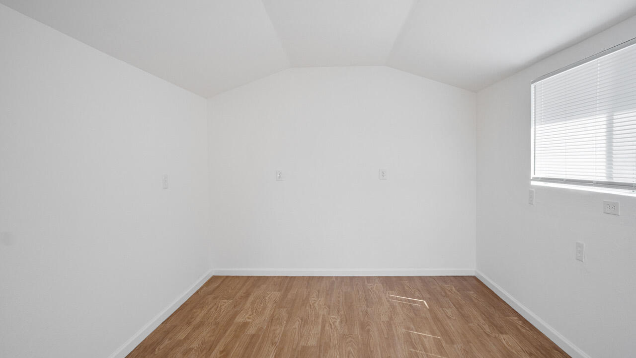 540 W Theta Ln, Porterville, CA 93257