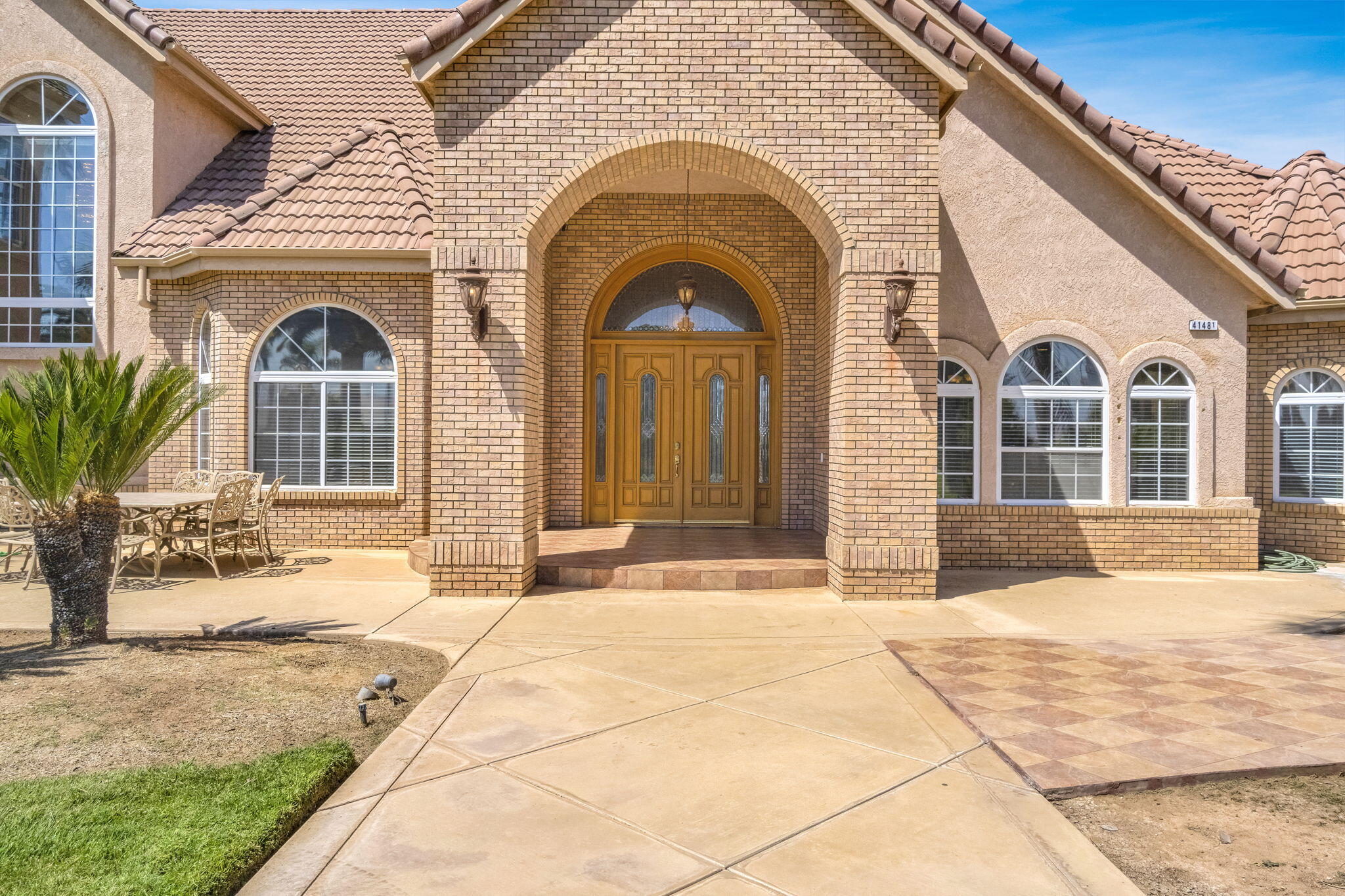 41481 Road 120, Orosi, CA 93647