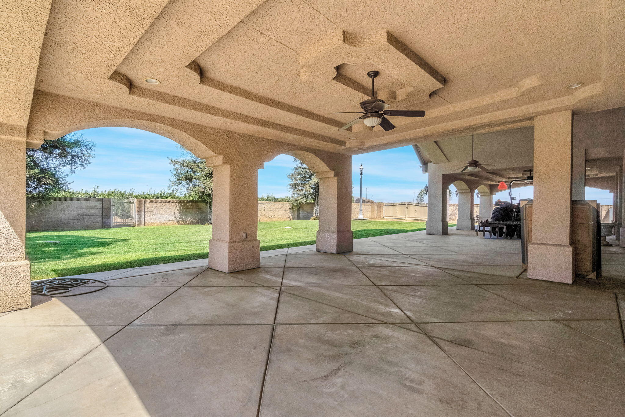 41481 Road 120, Orosi, CA 93647