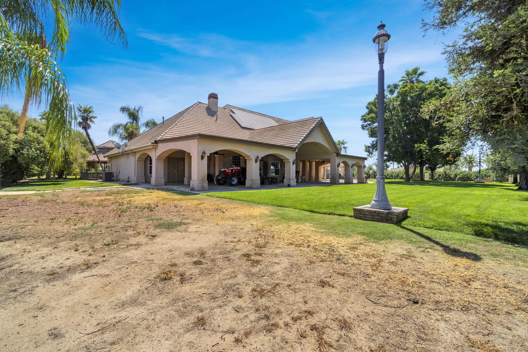 41481 Road 120, Orosi, CA 93647