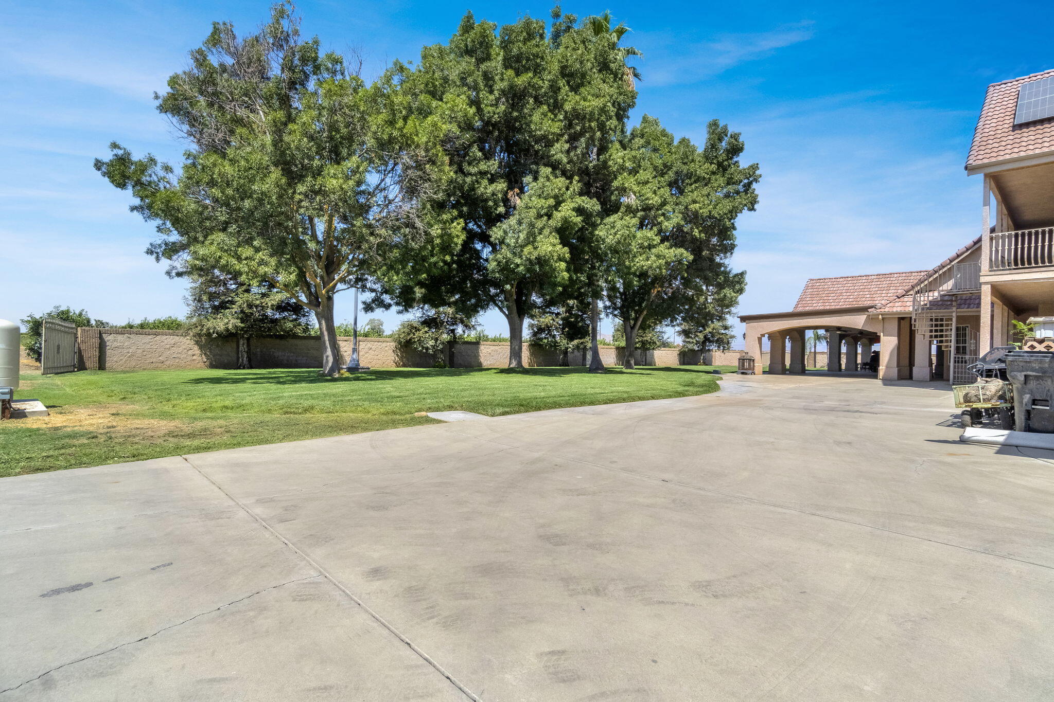 41481 Road 120, Orosi, CA 93647
