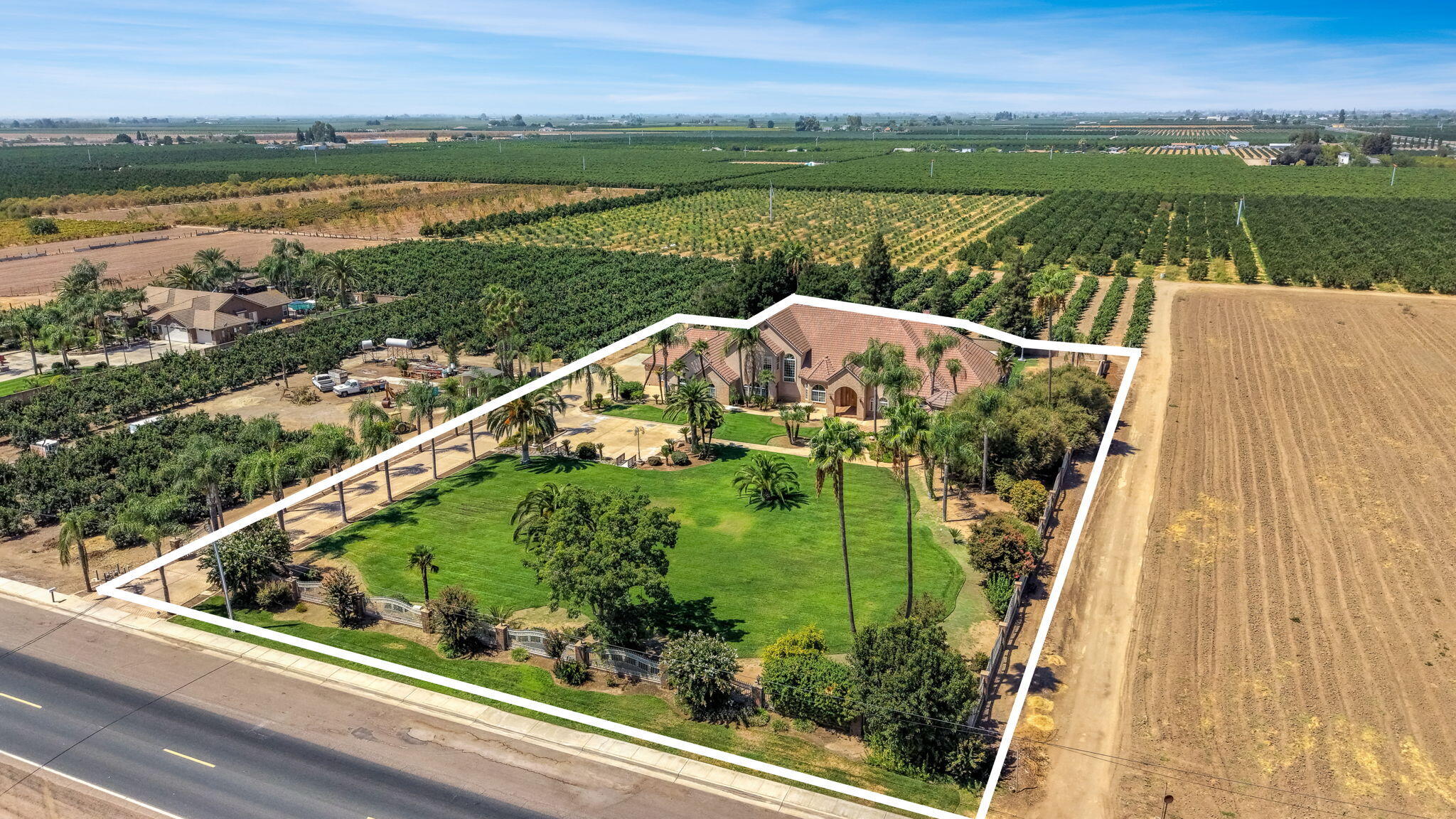 41481 Road 120, Orosi, CA 93647