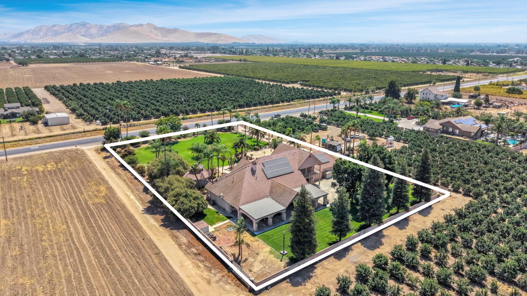 41481 Road 120, Orosi, CA 93647