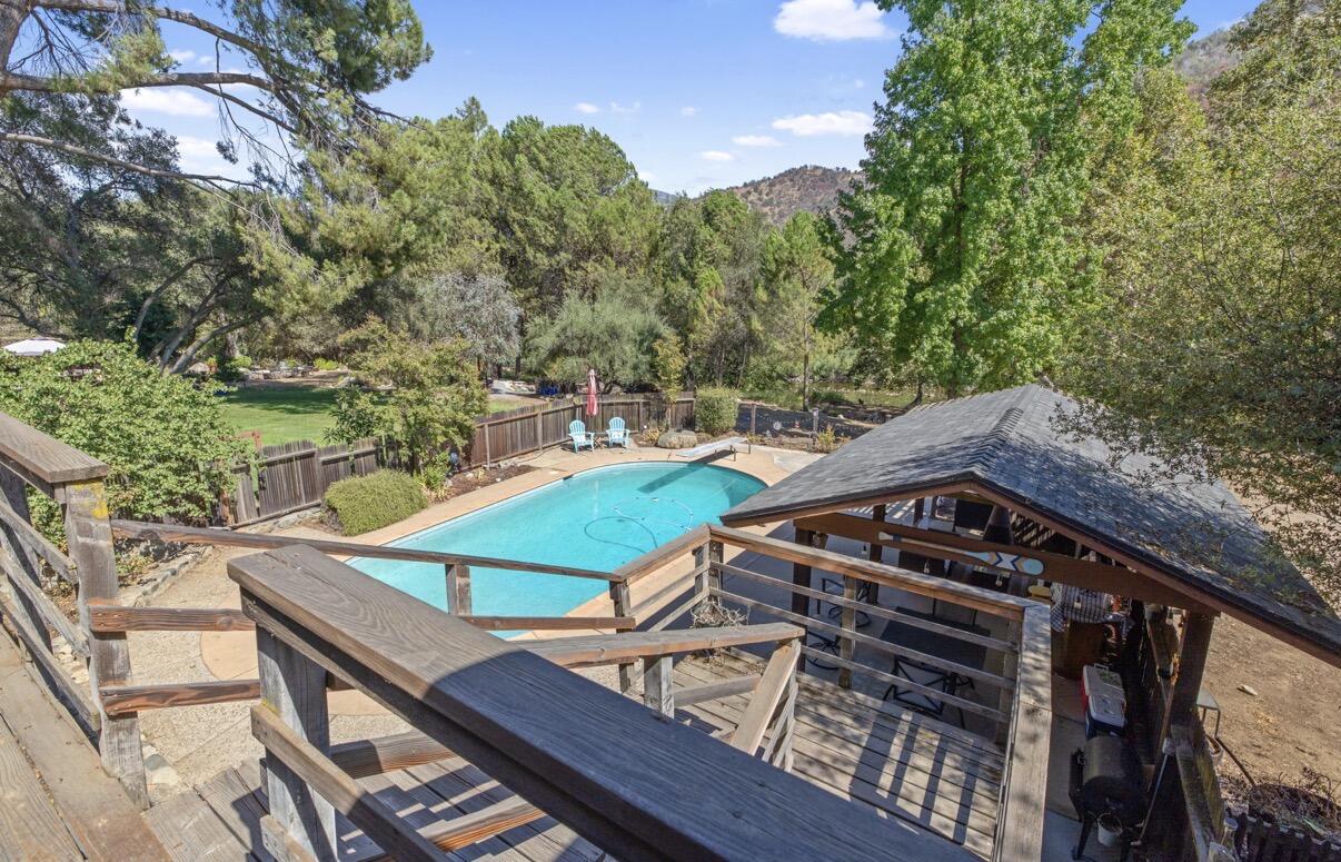 42794 Kaweah River Dr, Three Rivers, CA 93271
