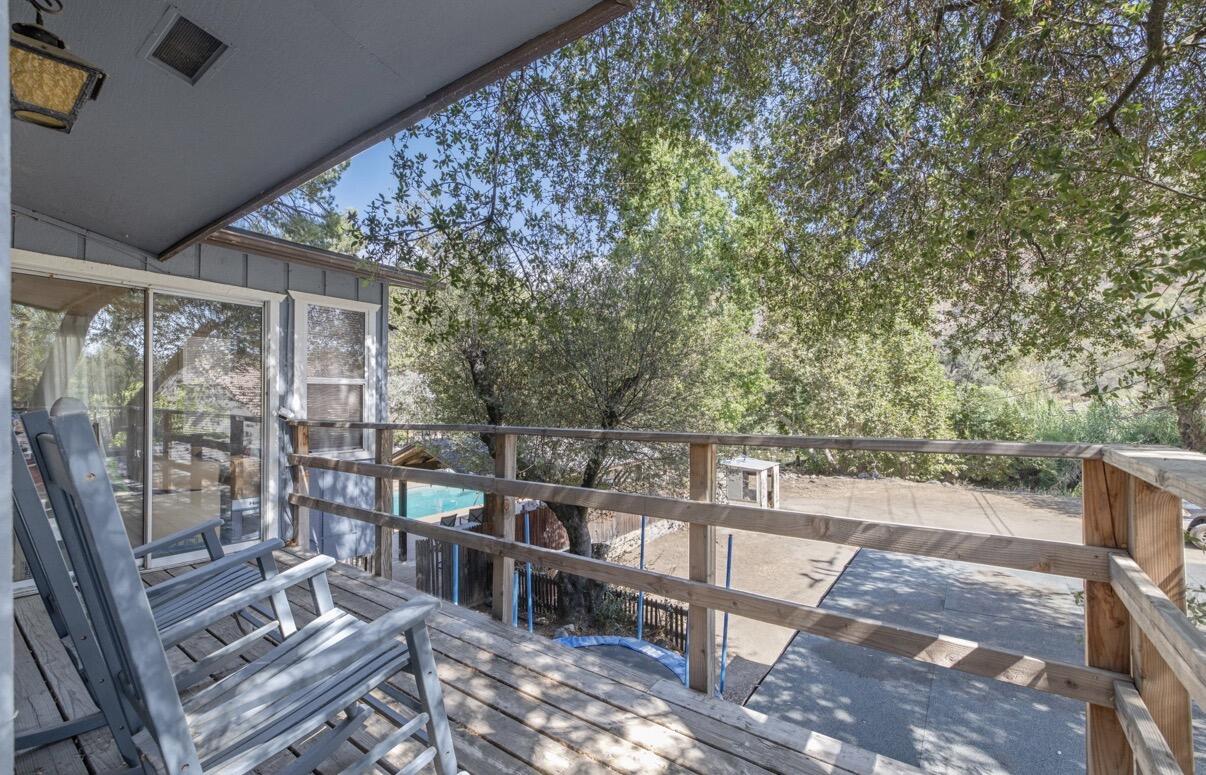 42794 Kaweah River Dr, Three Rivers, CA 93271