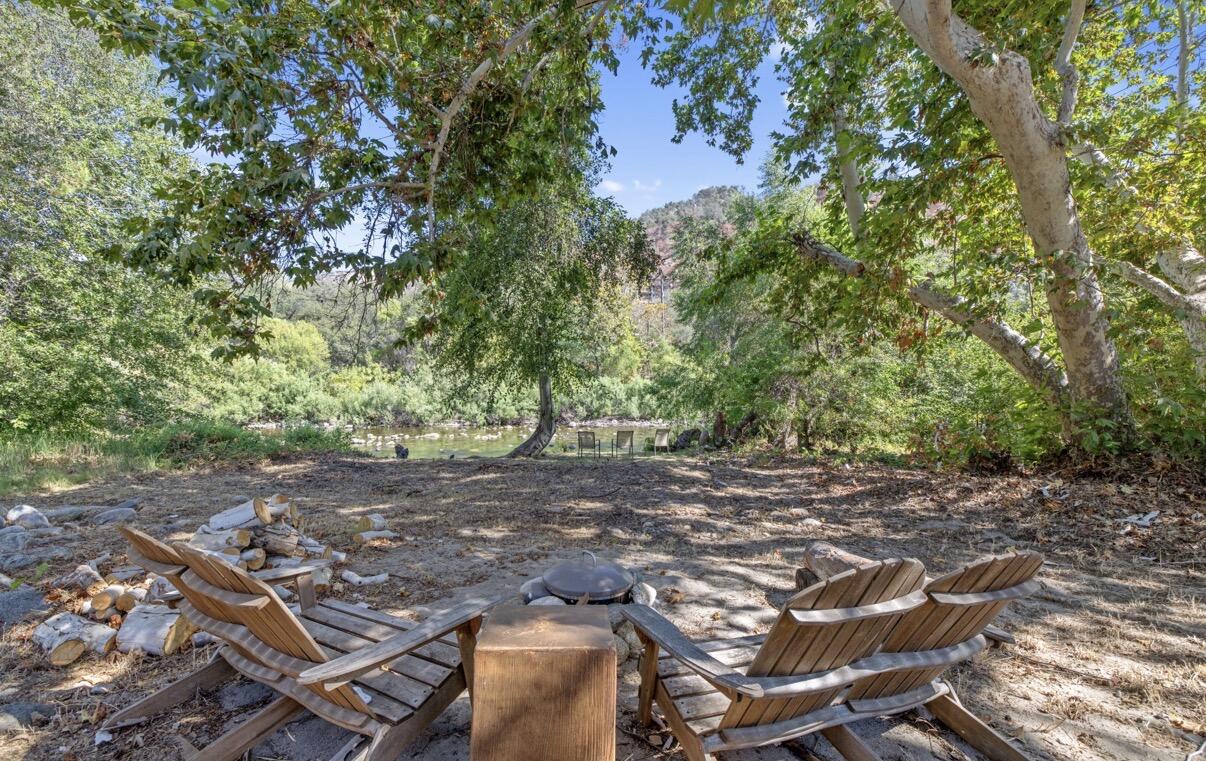 42794 Kaweah River Dr, Three Rivers, CA 93271