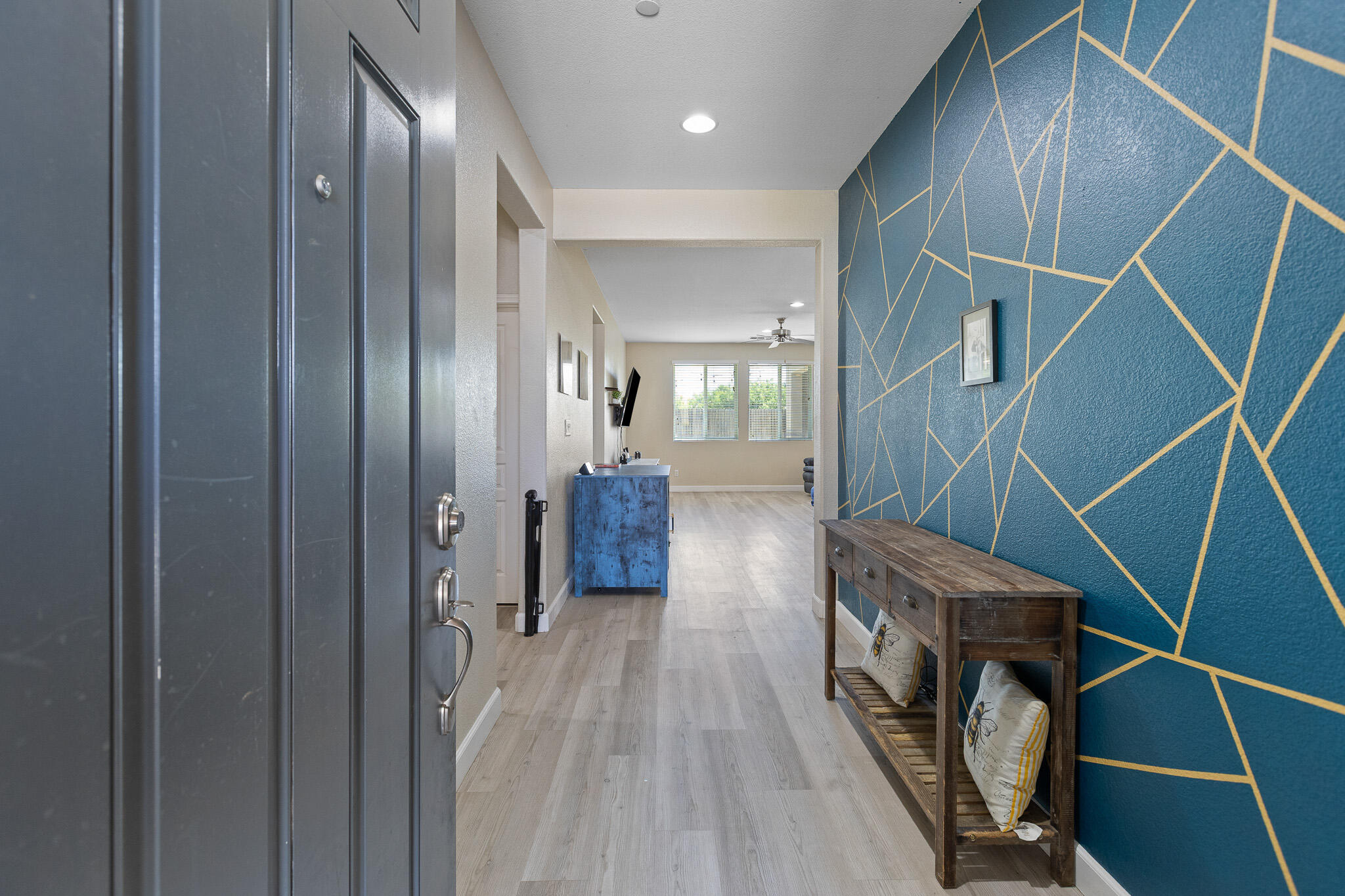 2810 N Rono St, Visalia, CA 93291