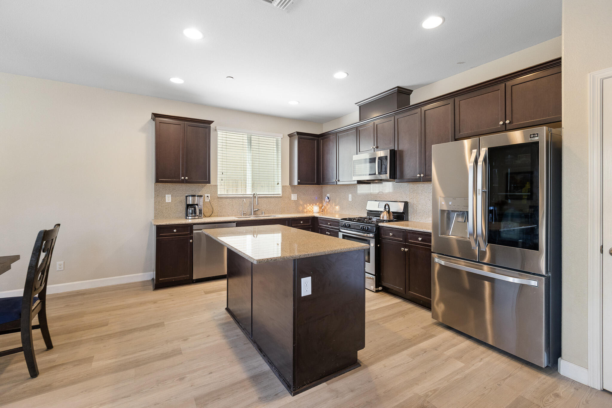 2810 N Rono St, Visalia, CA 93291