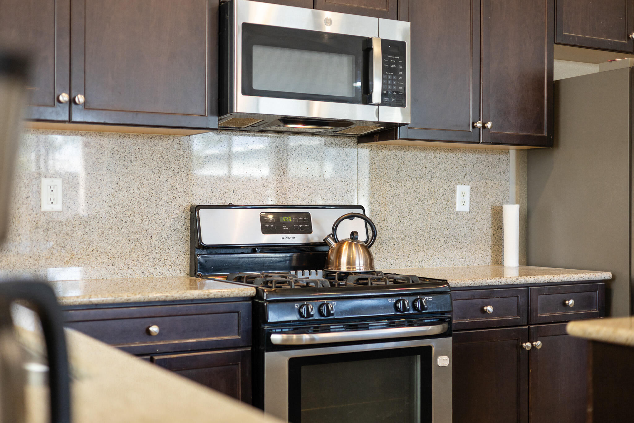 2810 N Rono St, Visalia, CA 93291