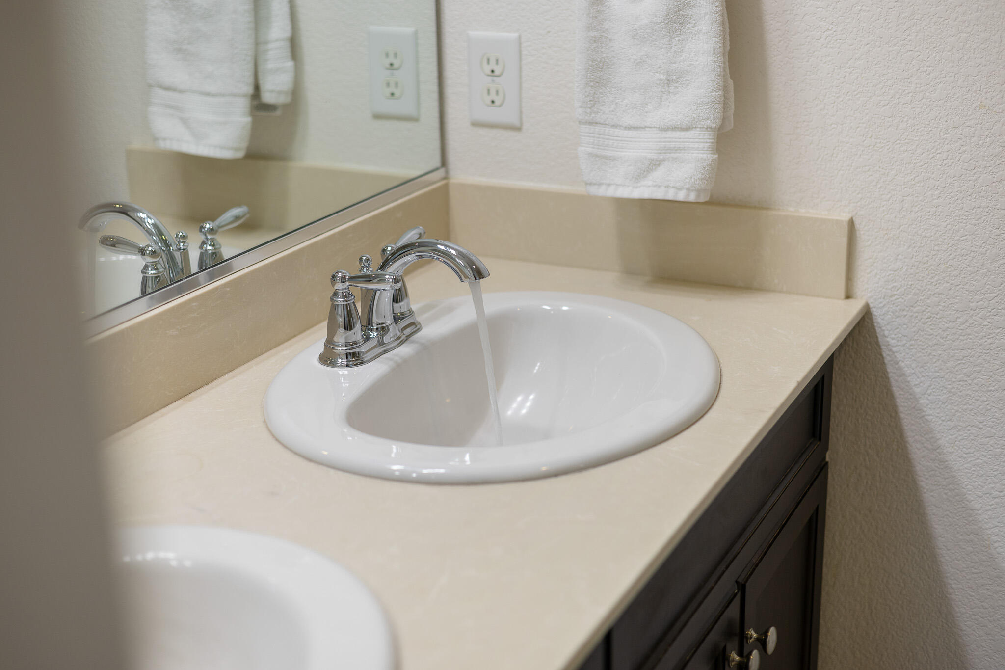 2810 N Rono St, Visalia, CA 93291