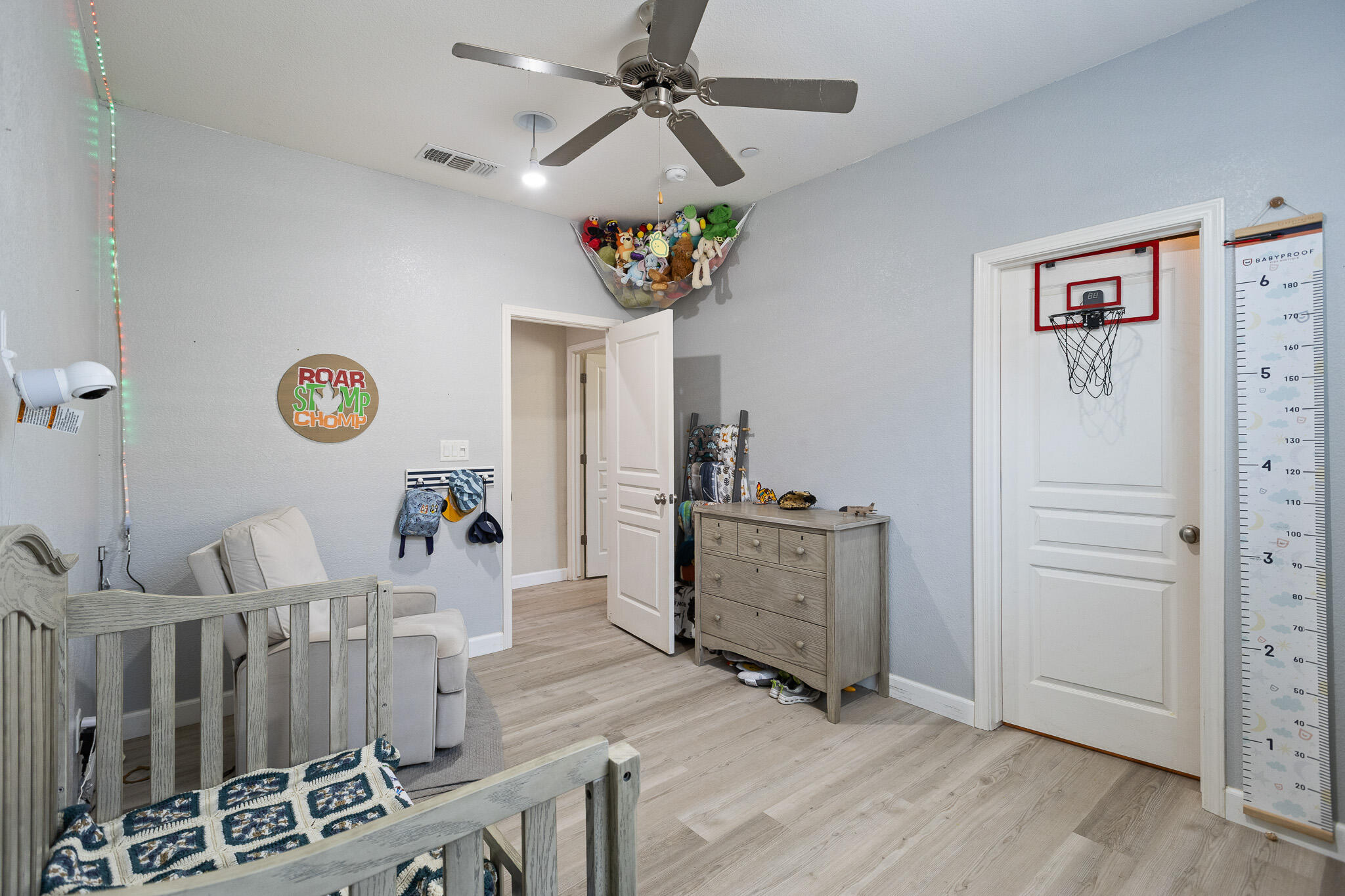 2810 N Rono St, Visalia, CA 93291