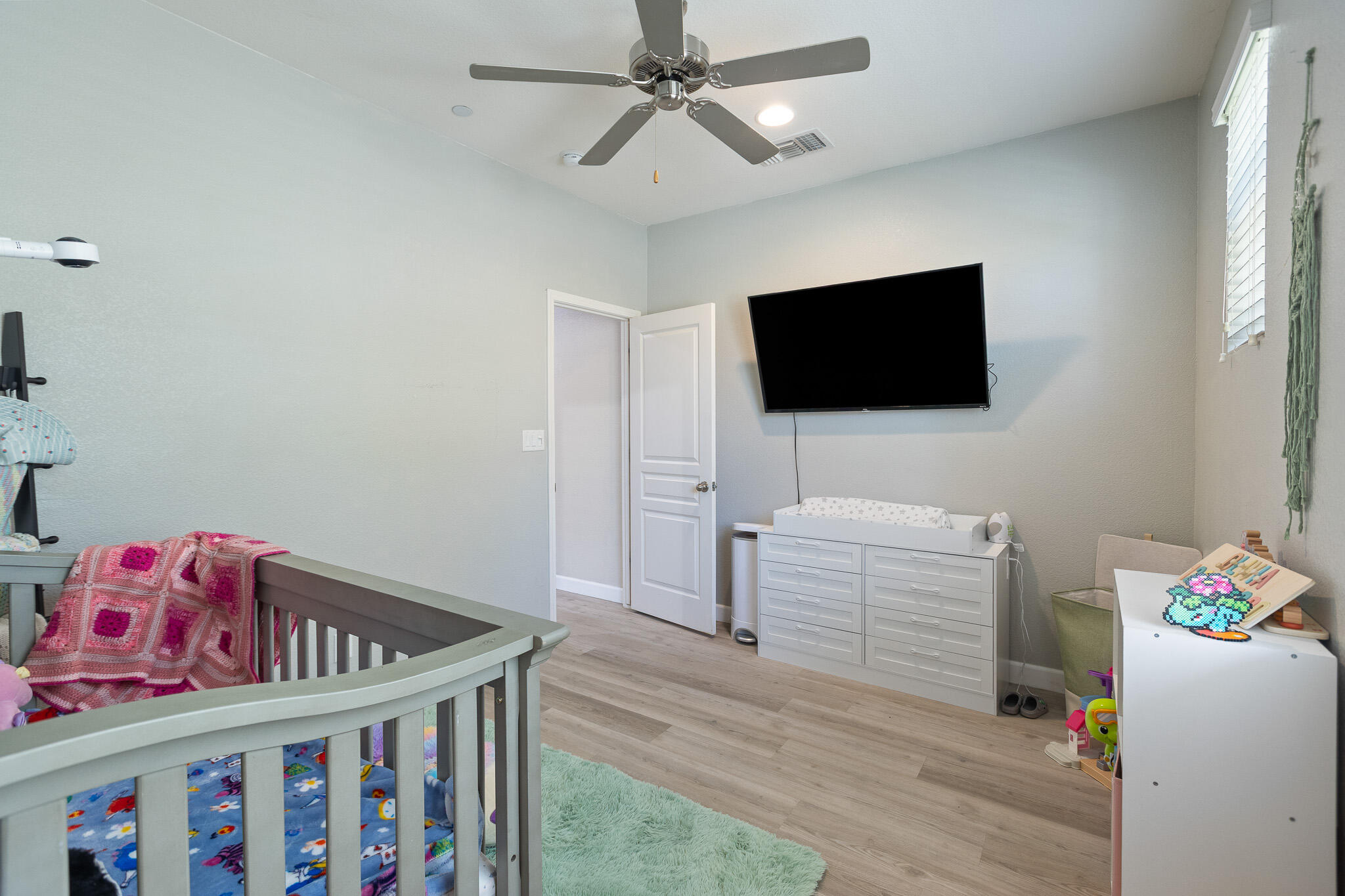 2810 N Rono St, Visalia, CA 93291