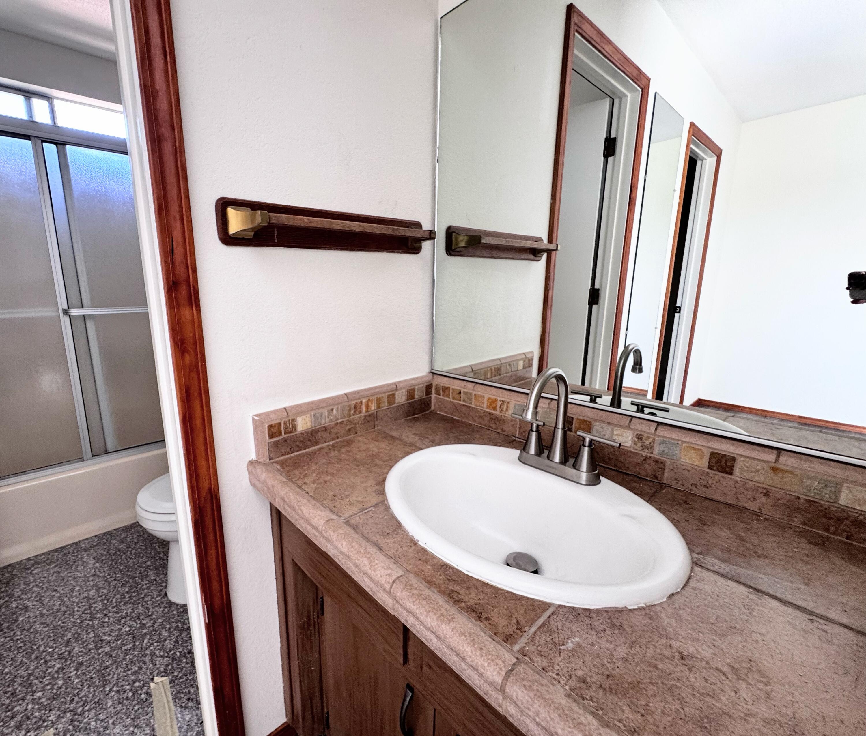 461 Ruma Rancho Ct, Porterville, CA 93257