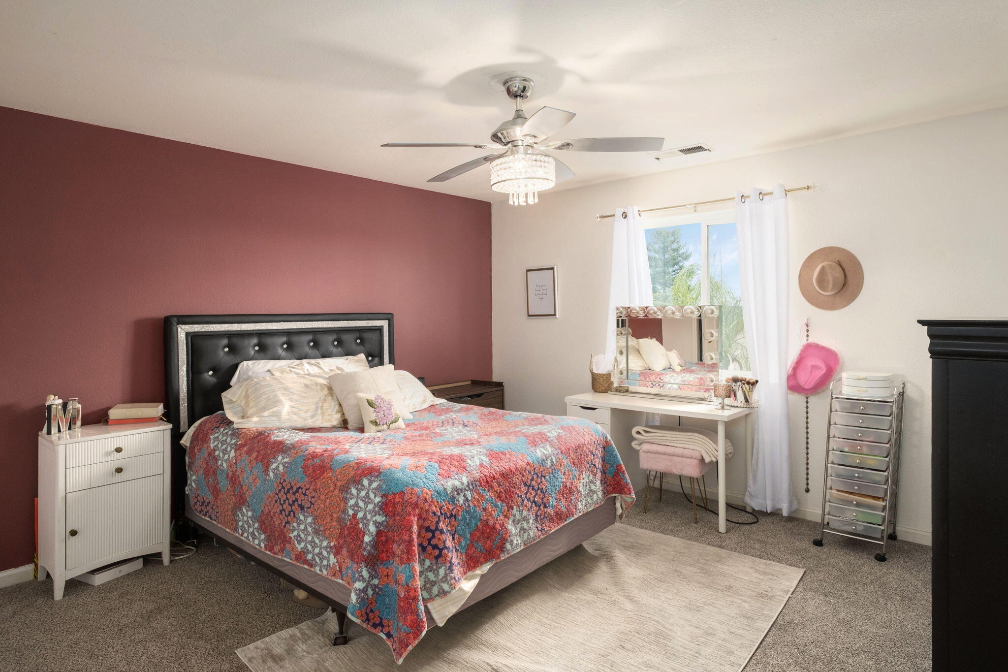 600 W Lake St, Kingsburg, CA 93631