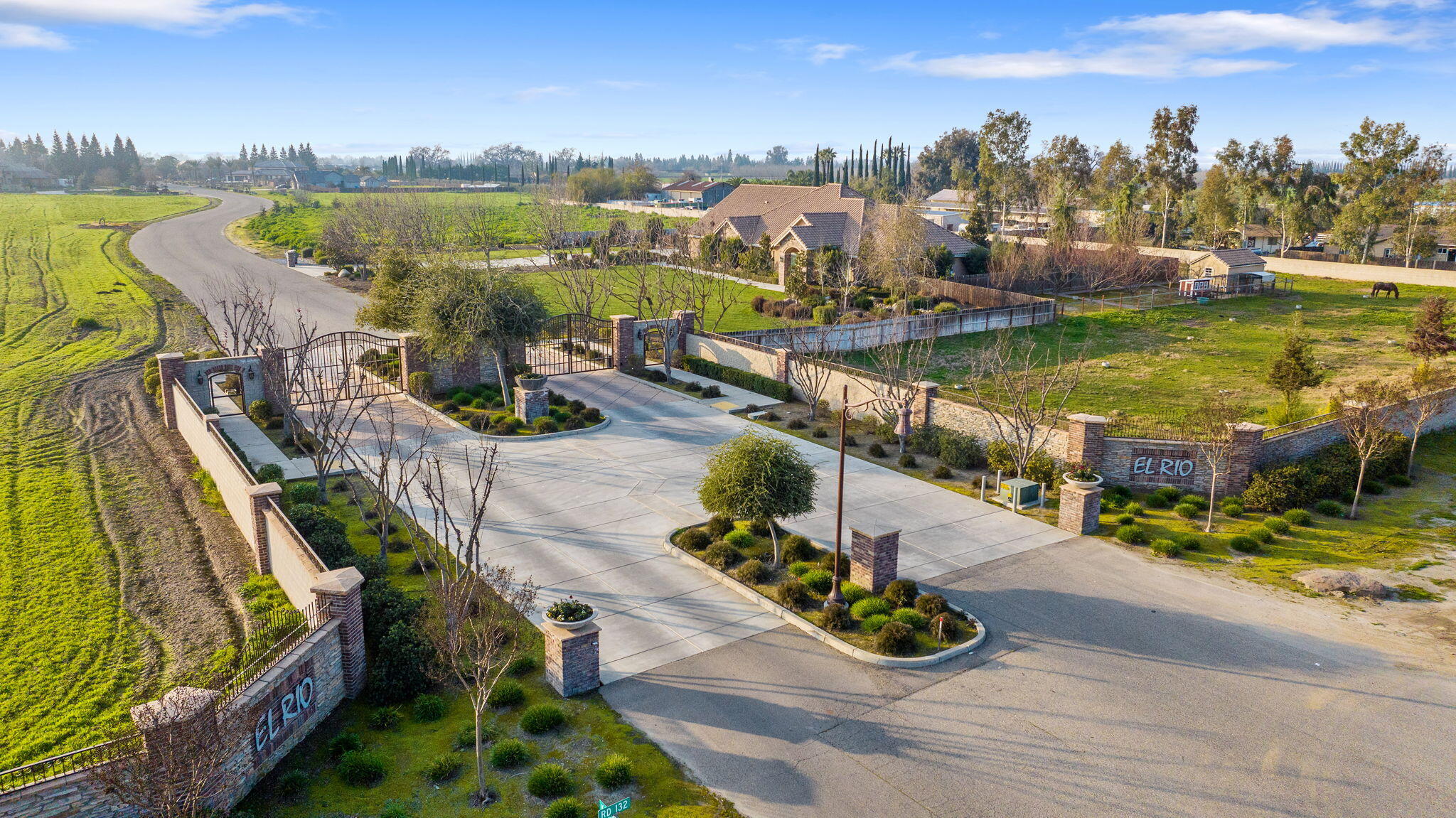 13079 Karolina Dr, Visalia, CA 93292