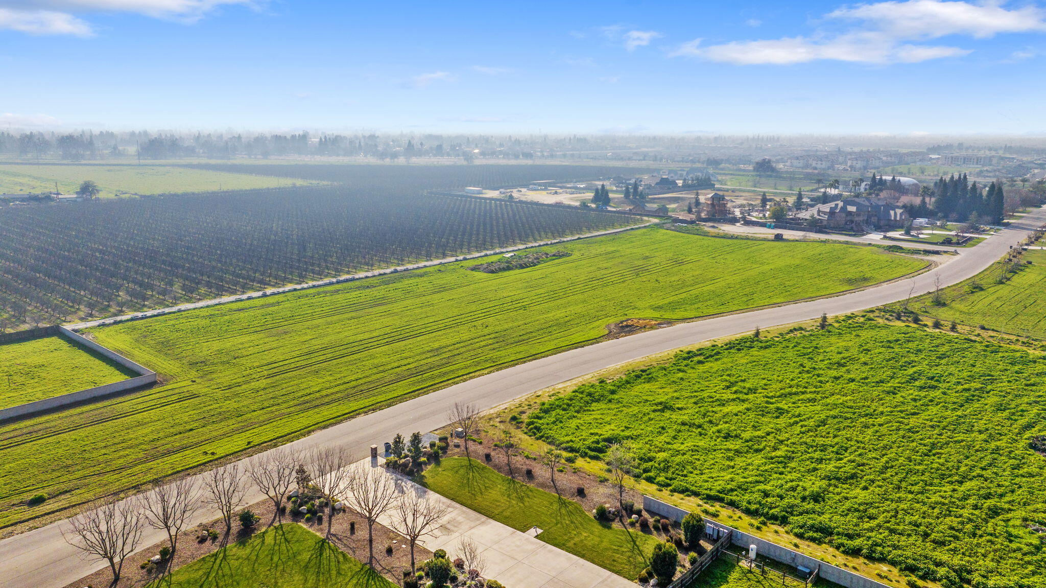 13079 Karolina Dr, Visalia, CA 93292