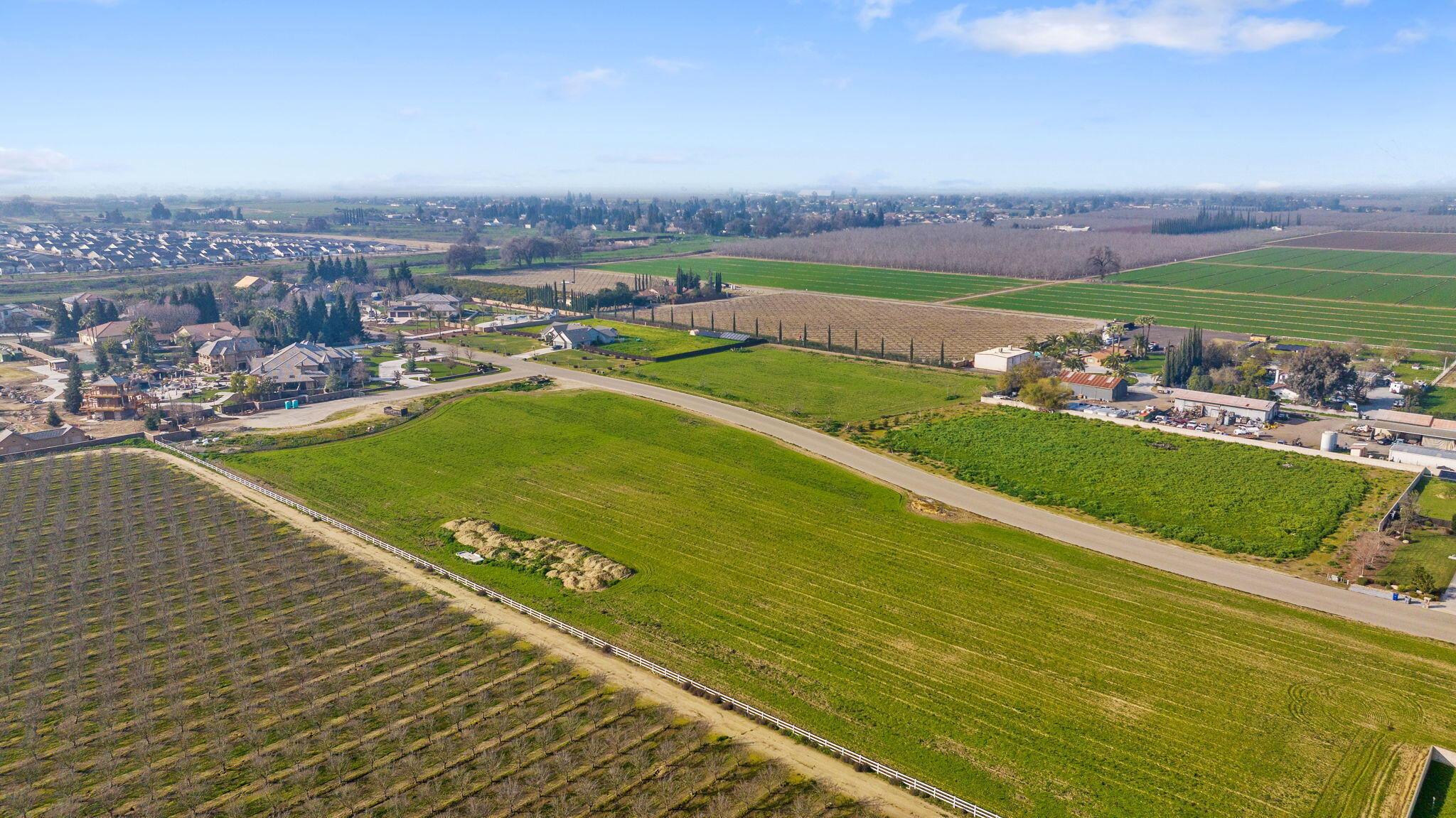 13079 Karolina Dr, Visalia, CA 93292