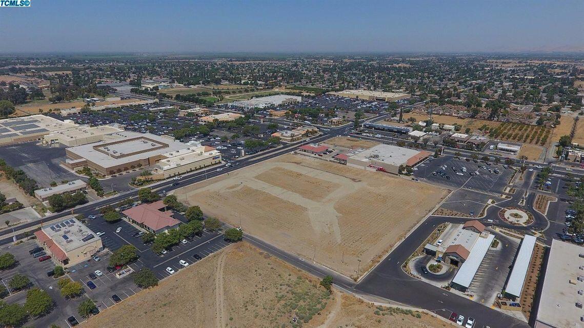 700 N Prospect St, Porterville, CA 93257